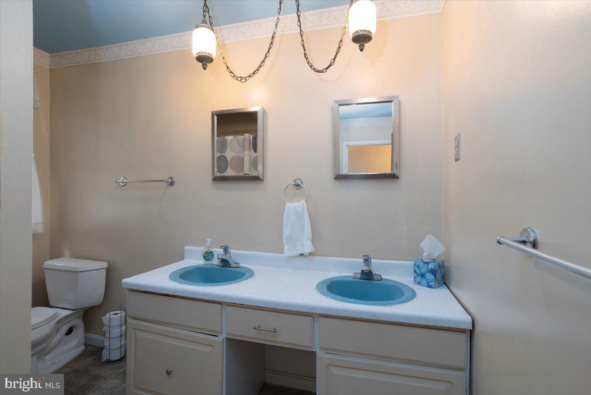 SARAH SKIPPER LANDS - Residential