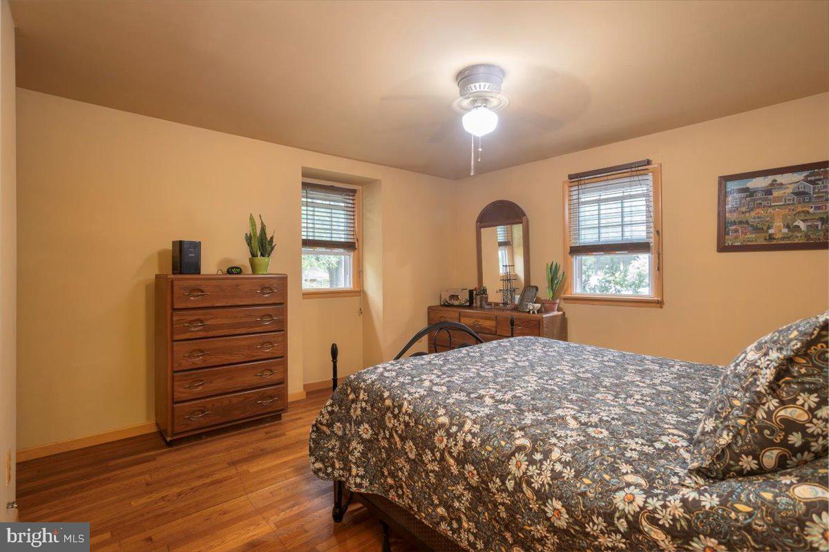 SARAH SKIPPER LANDS - Residential