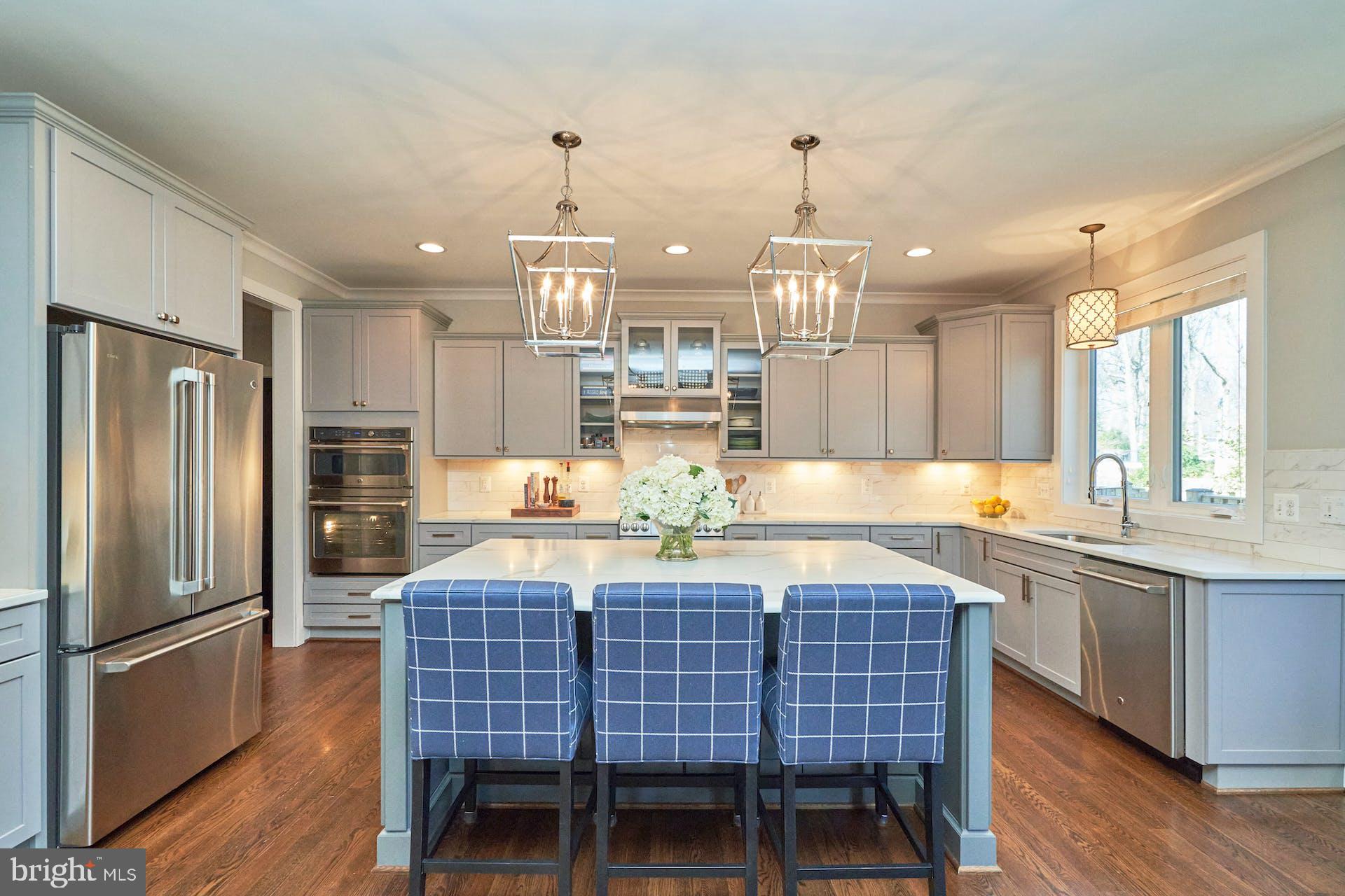 VIENNA WOODS - Residential