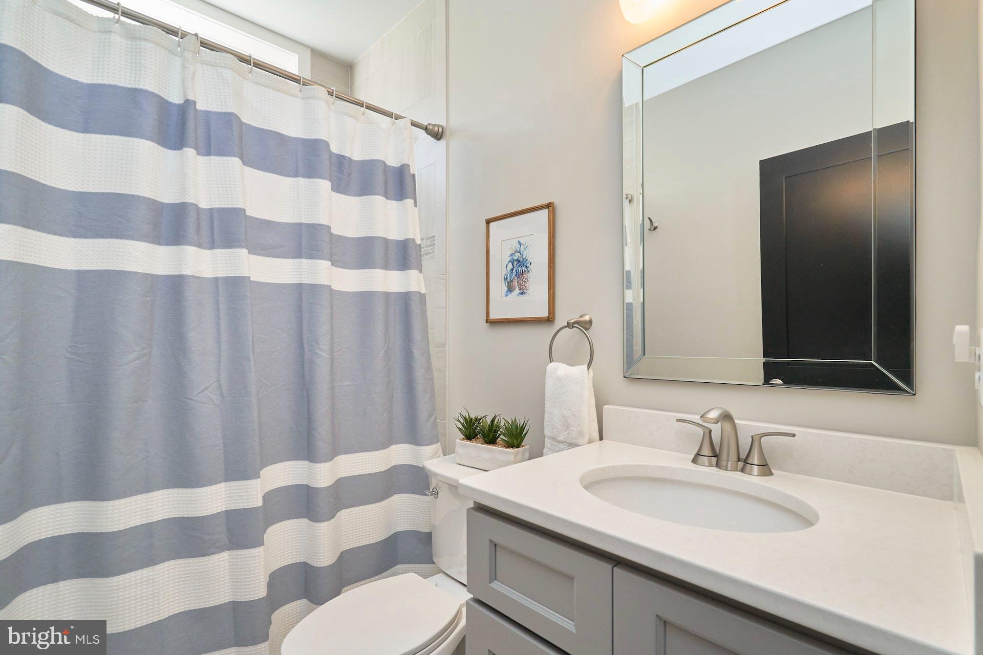 VIENNA WOODS - Residential