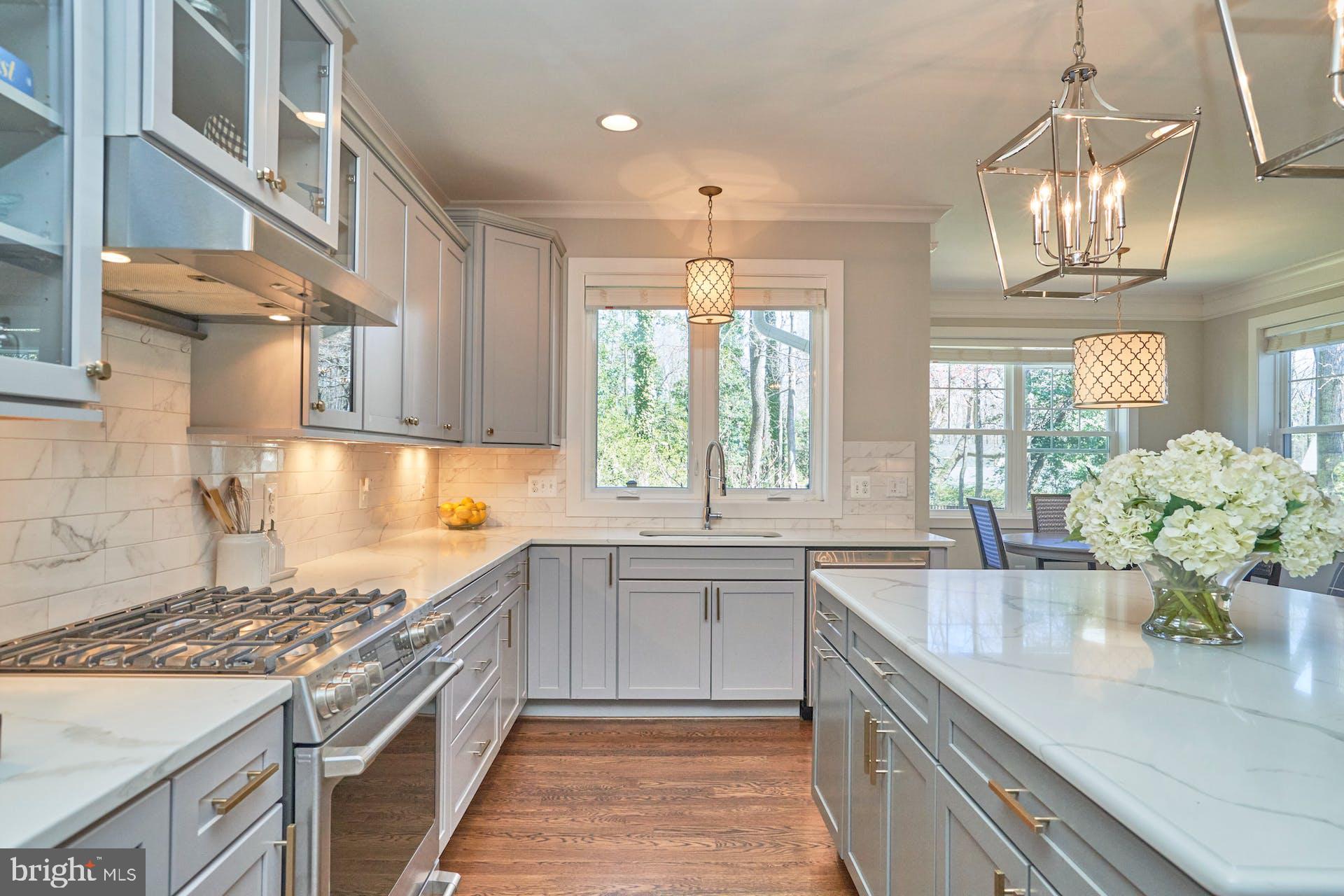 VIENNA WOODS - Residential