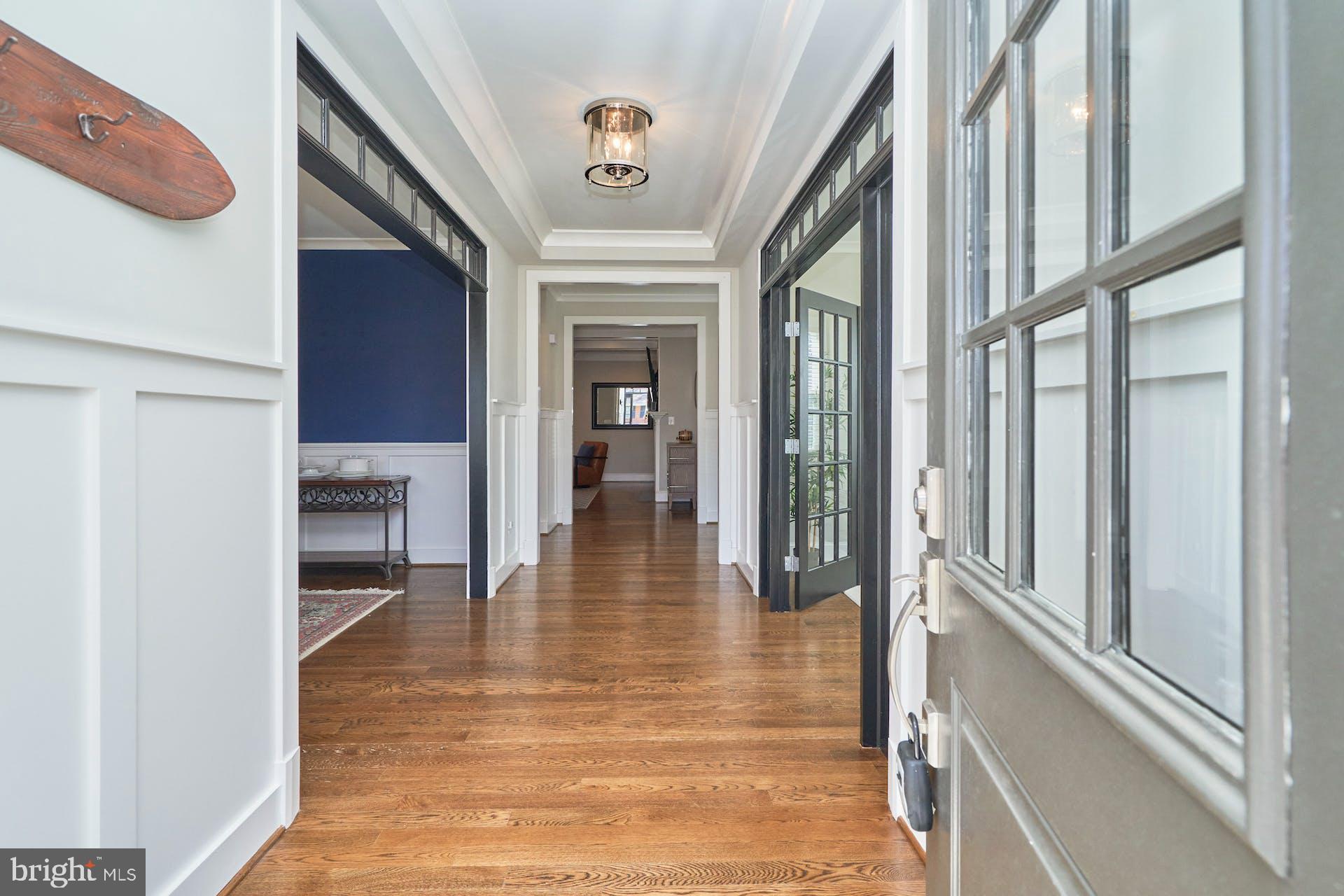 VIENNA WOODS - Residential