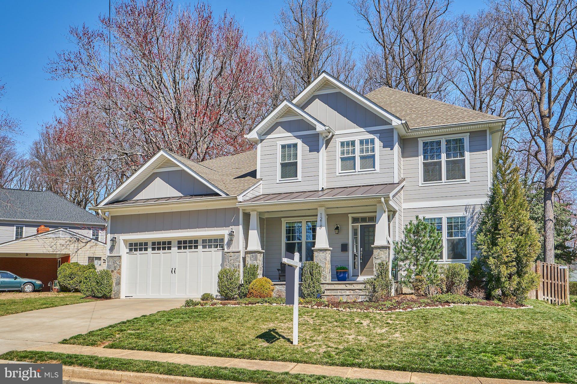 VIENNA WOODS - Residential