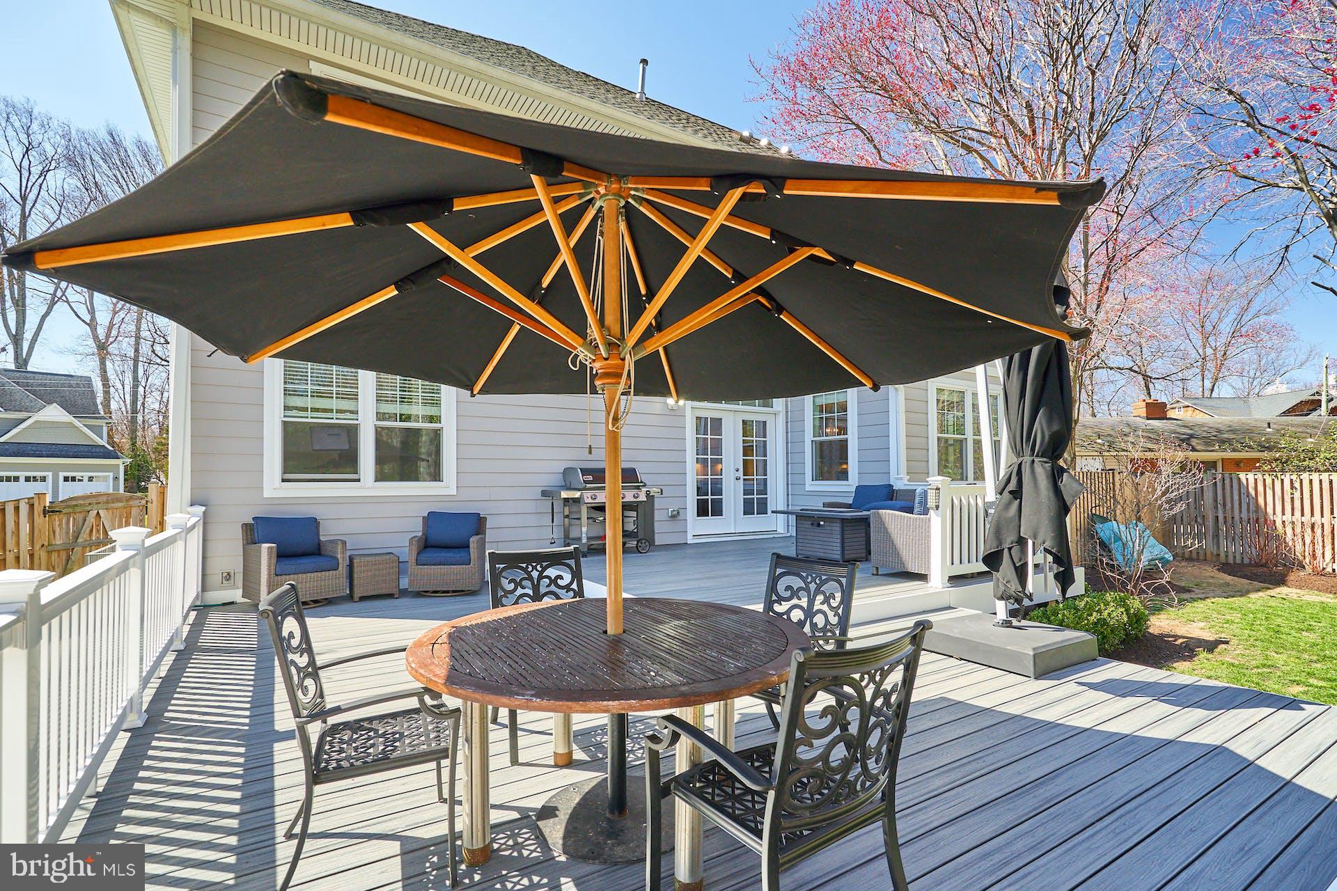 VIENNA WOODS - Residential