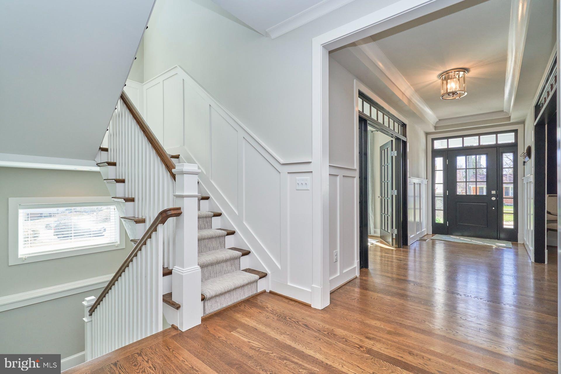 VIENNA WOODS - Residential