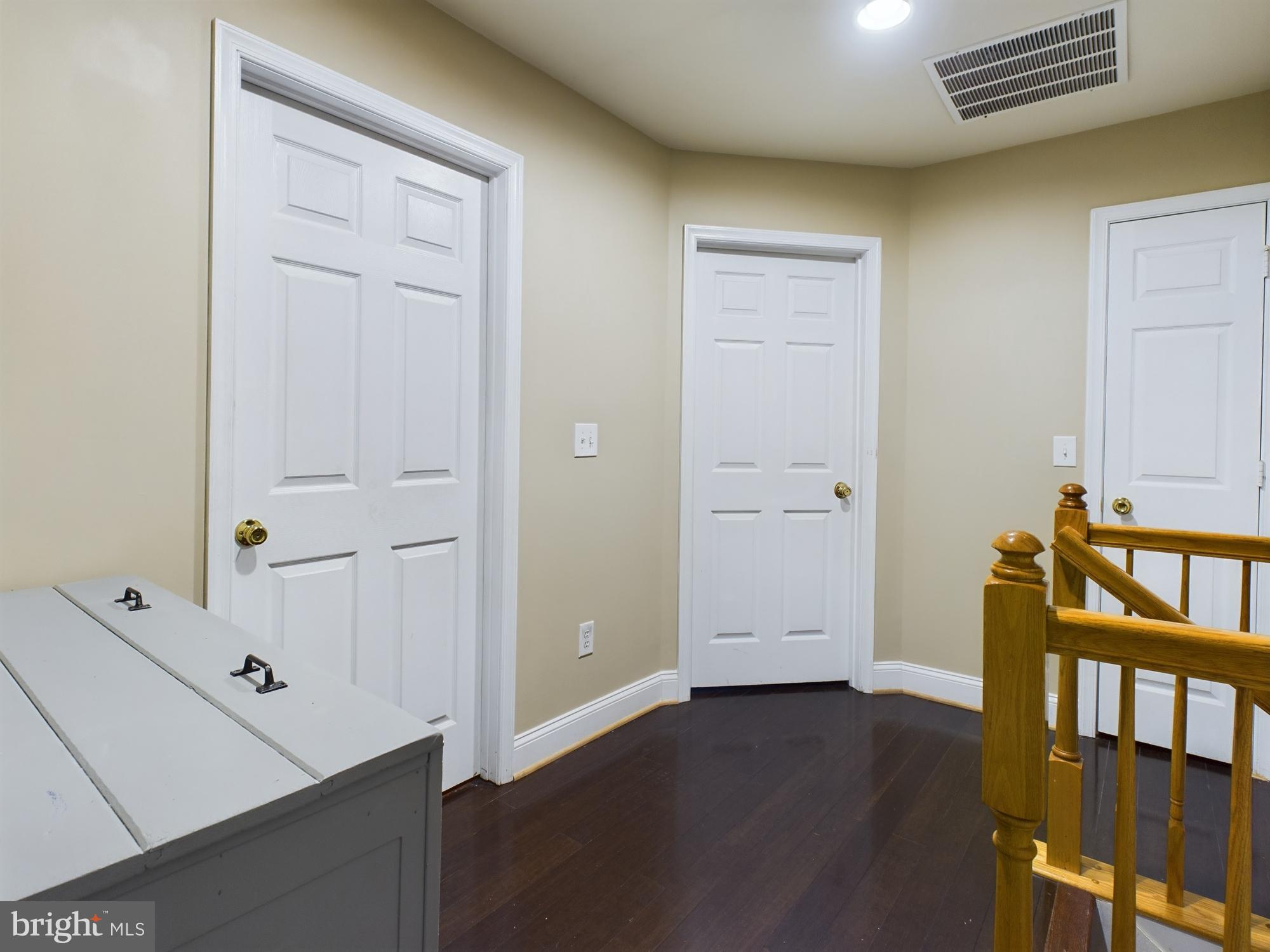 RIVERTON - Residential