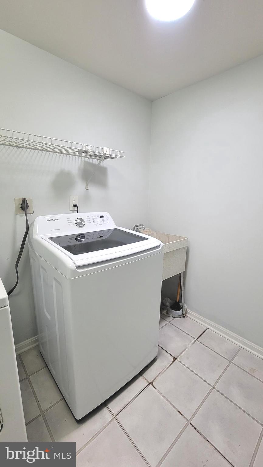 STONEGATE - Residential Lease