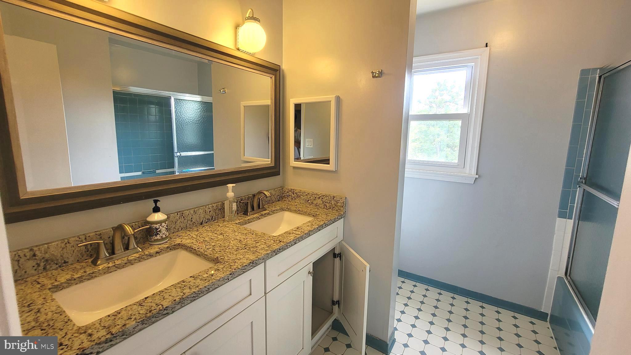 STONEGATE - Residential Lease