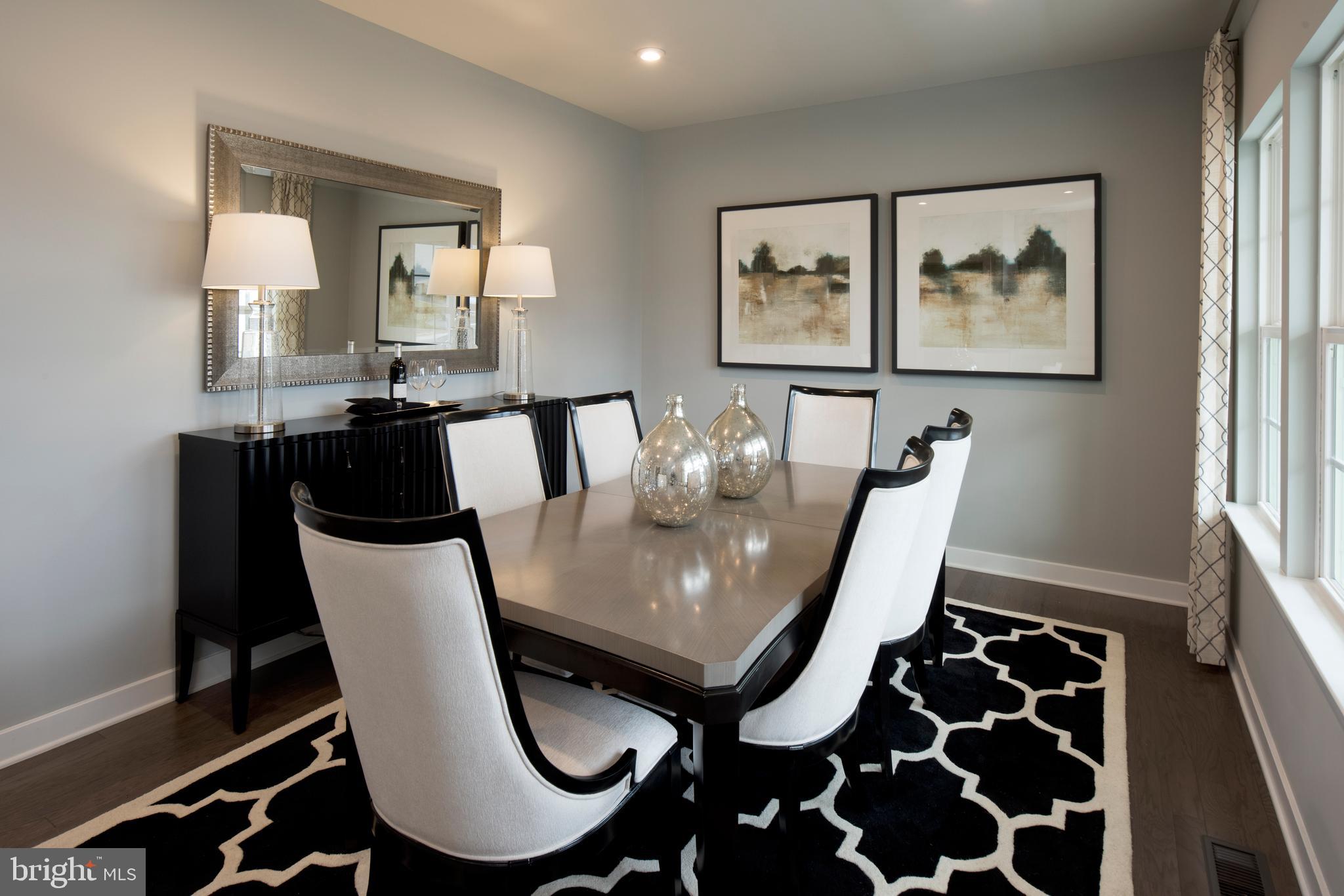 LAKE LINGANORE WOODRIDGE - Residential