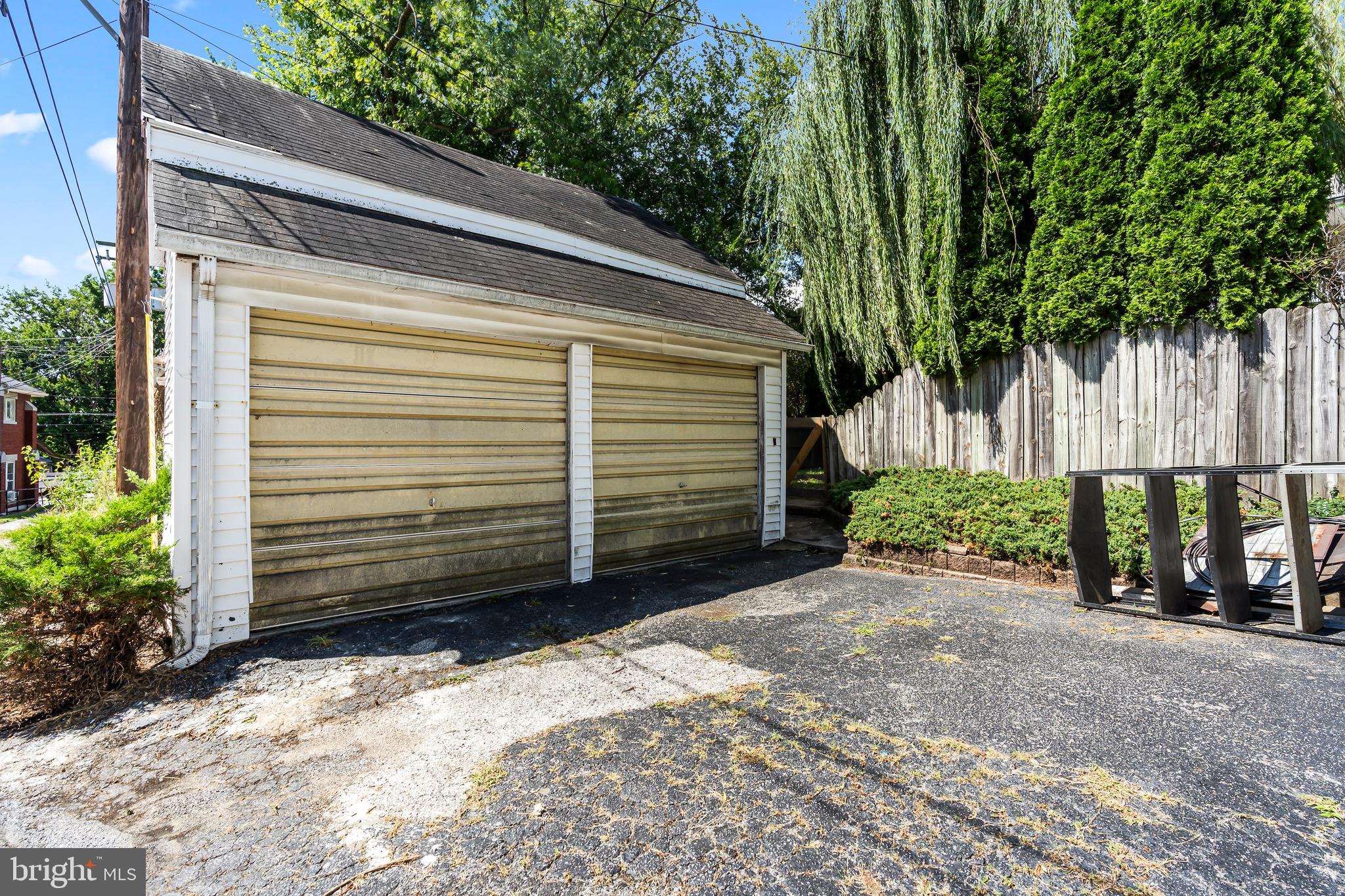 WAYNESBORO - Residential