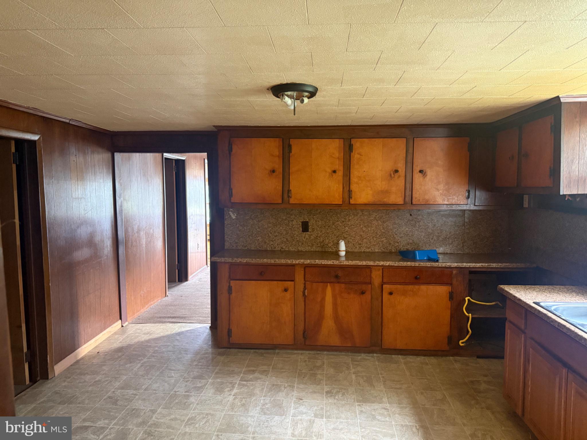 243 HOPEWELL DRIVE