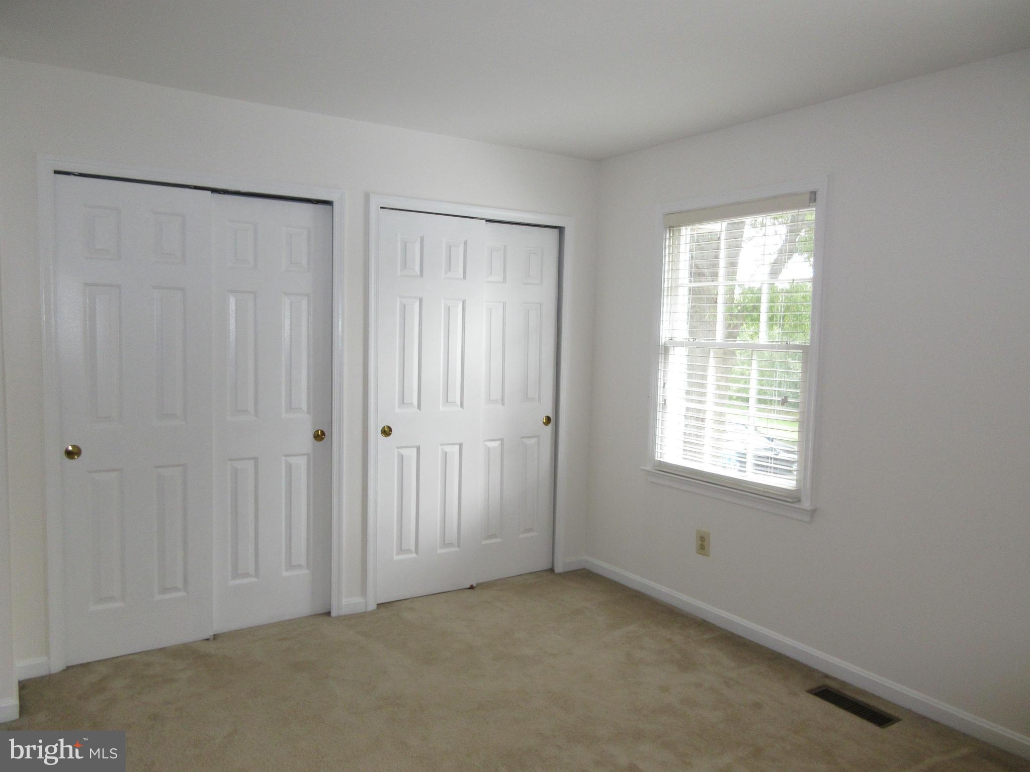 LANDSDOWNE - Residential Lease