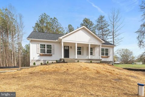 Homes For Sale - 946 Pottiesville Rd<br/> BUMPASS, VA 23024