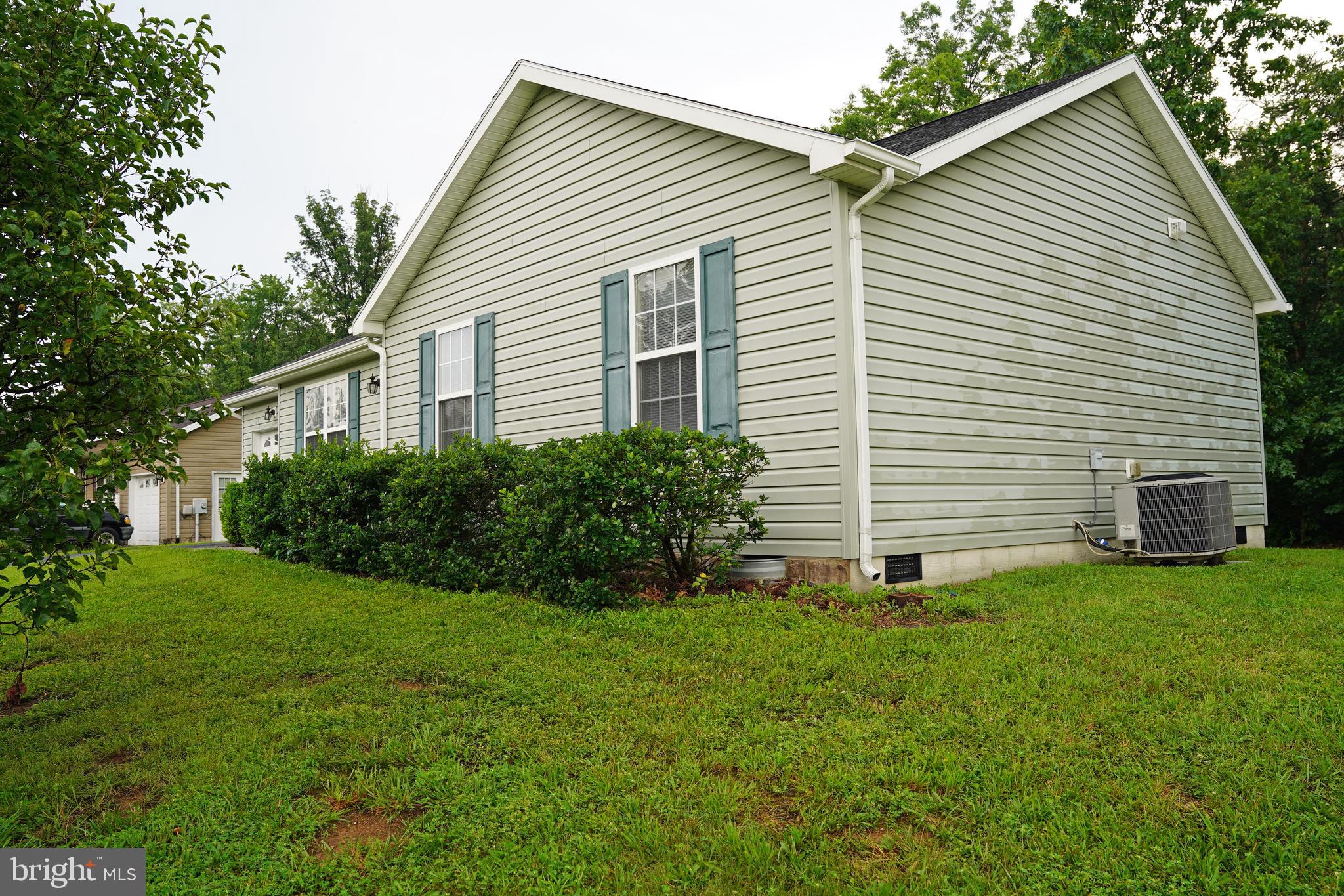 MIDDLE CREEK MANOR - Residential