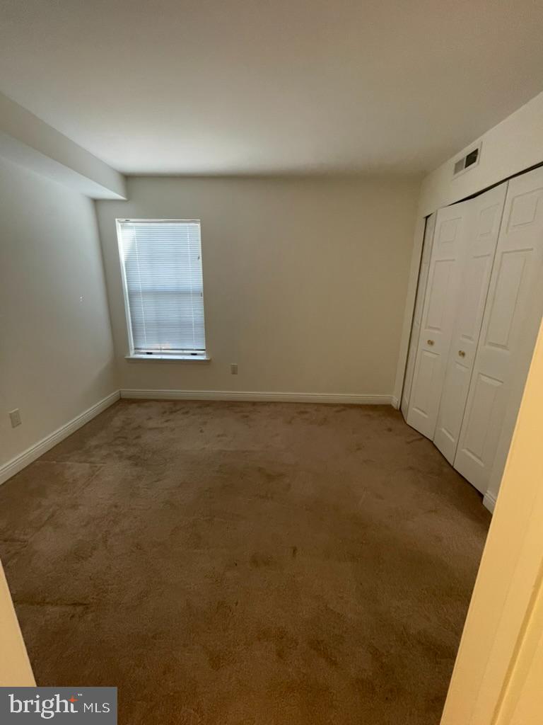 TAMERLANE - Residential Lease