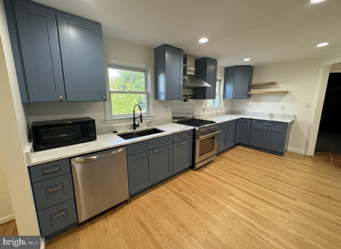 8735 RUDDEROW AVENUE