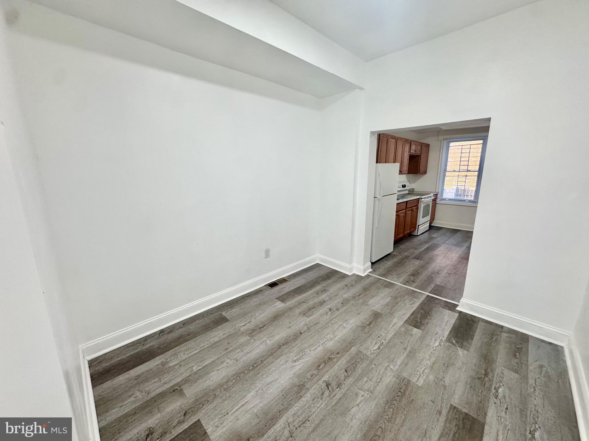 MILL HILL - Residential