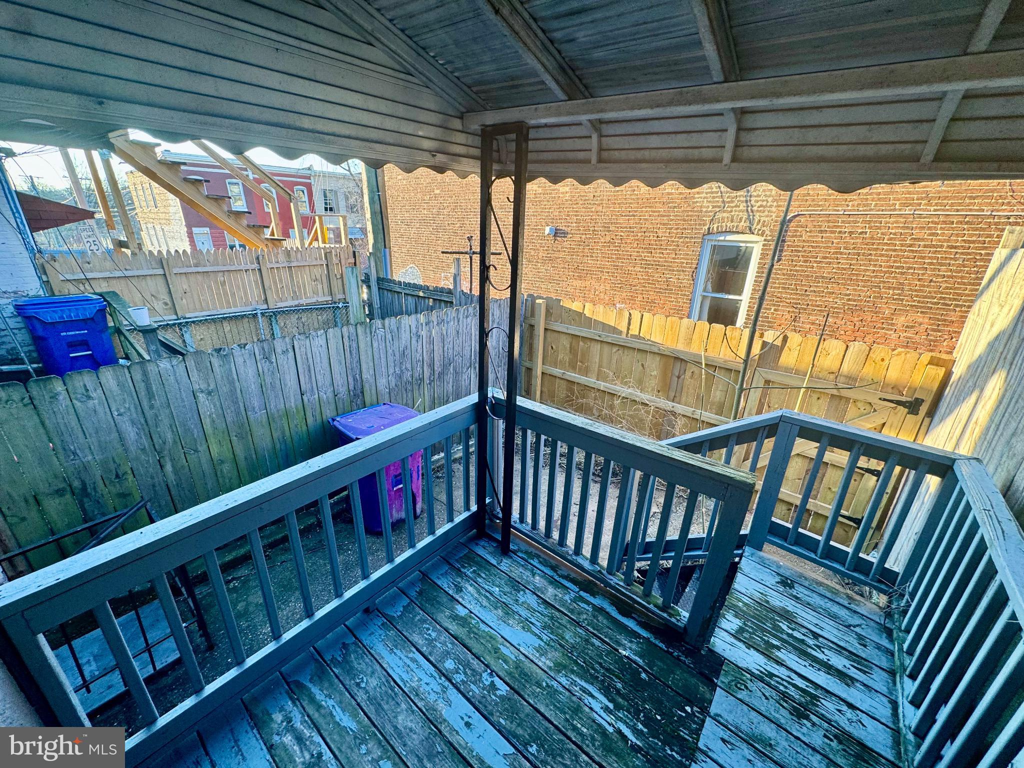 MILL HILL - Residential