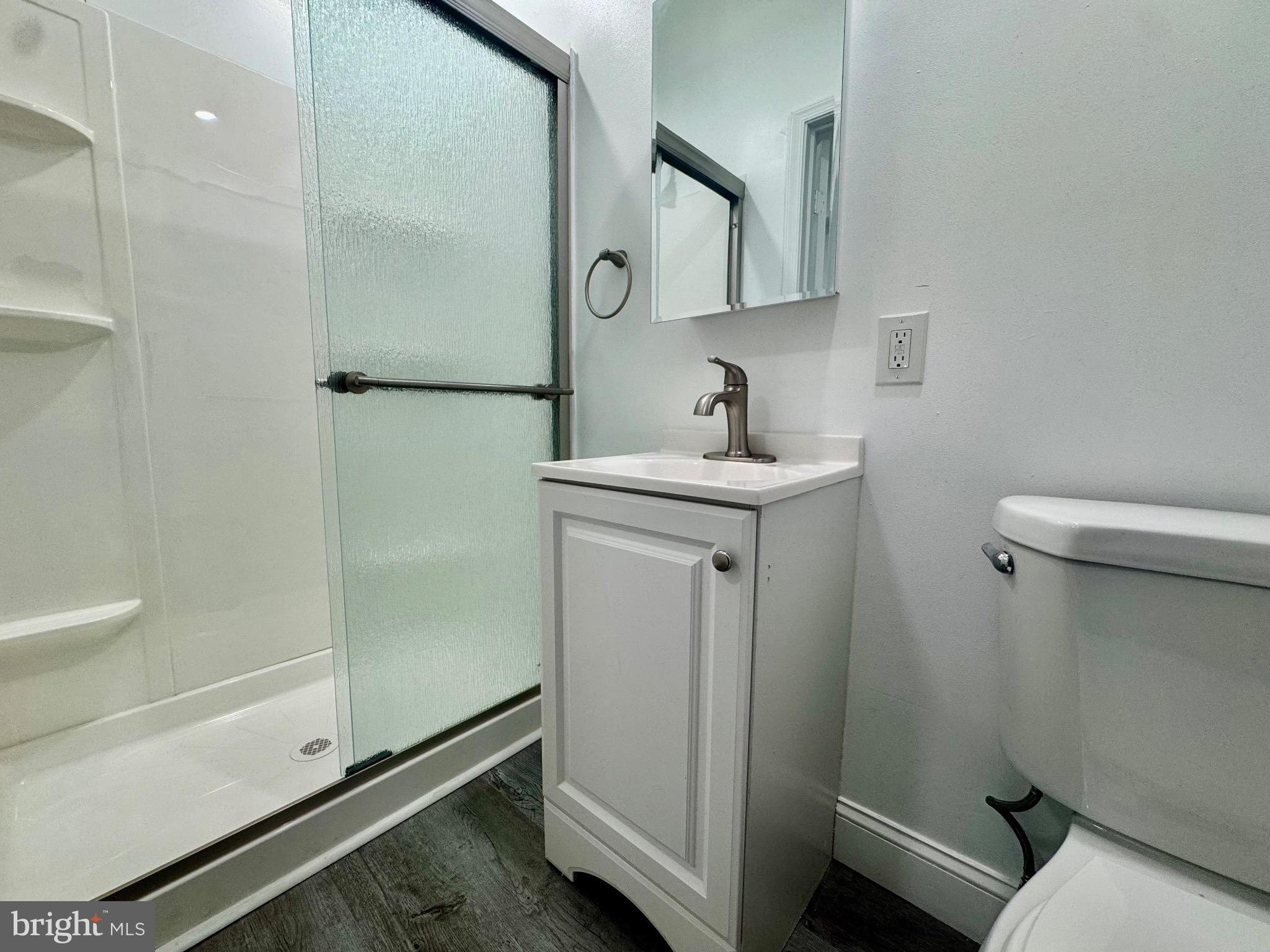 MILL HILL - Residential