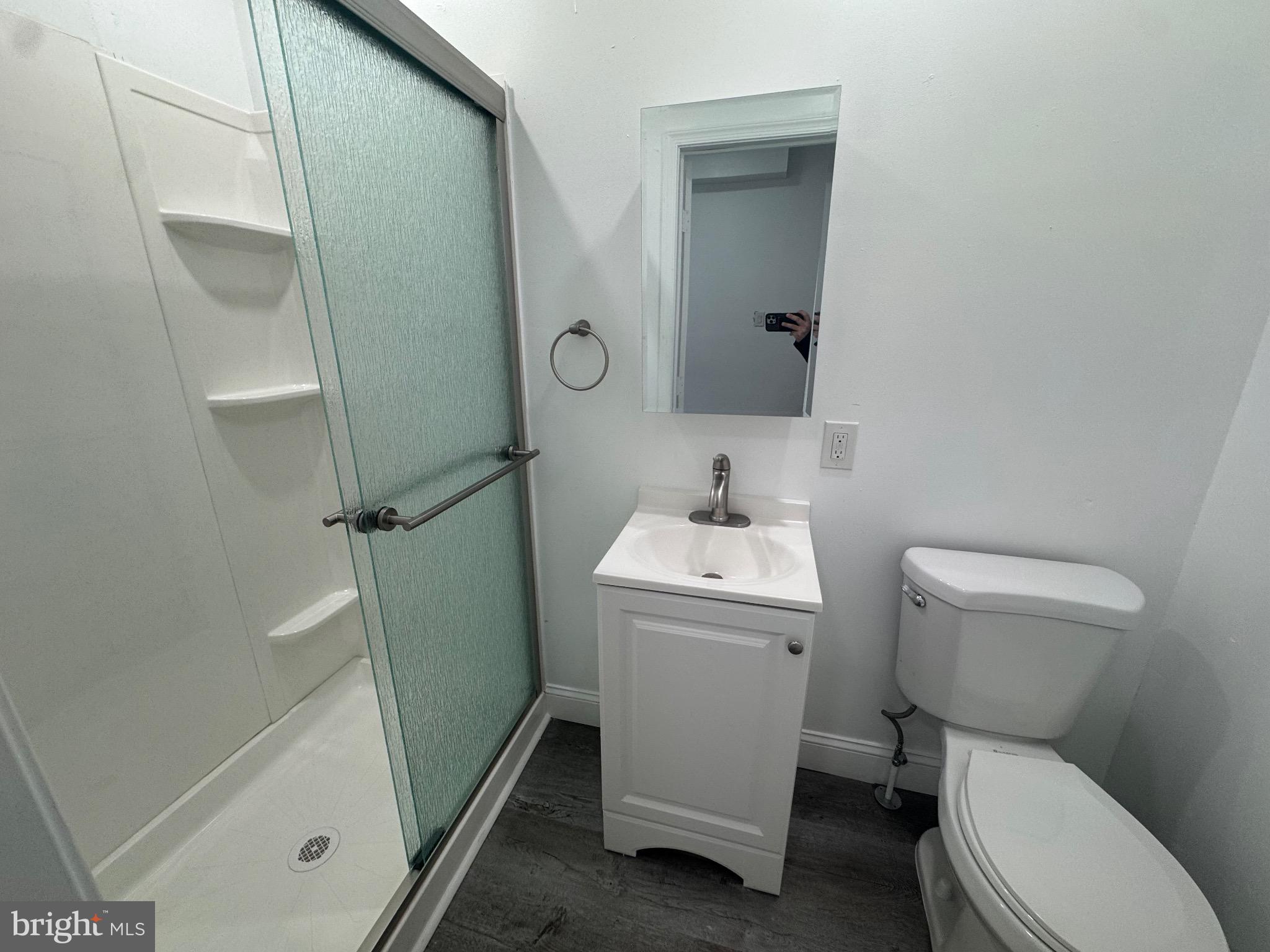 MILL HILL - Residential