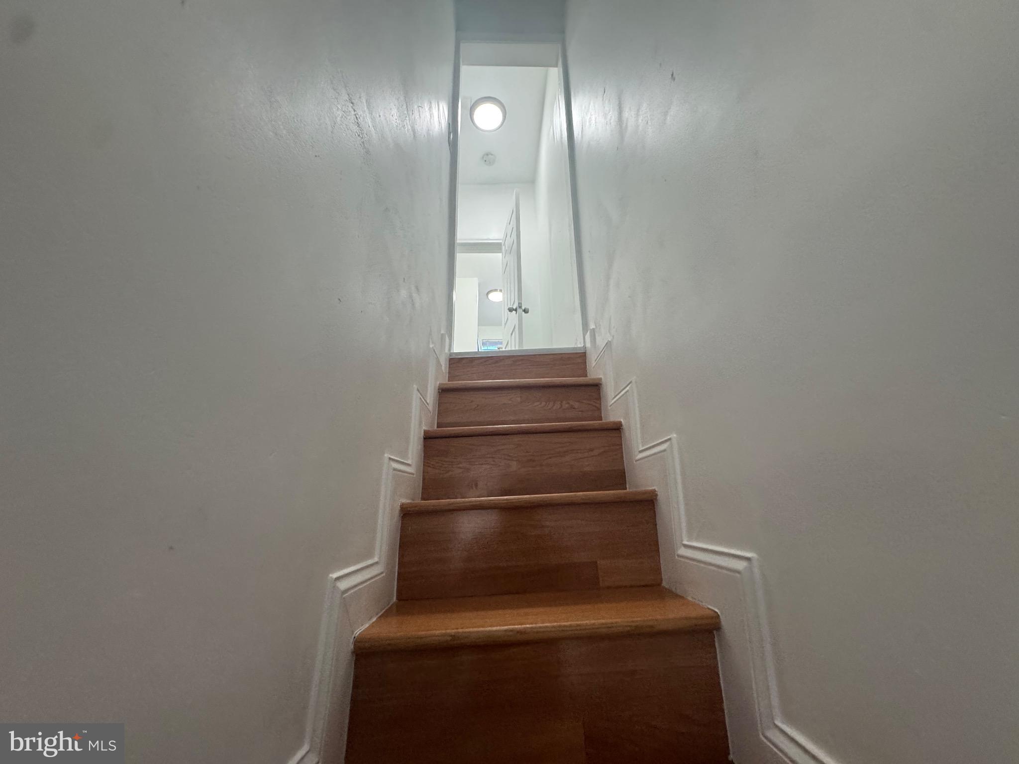 MILL HILL - Residential