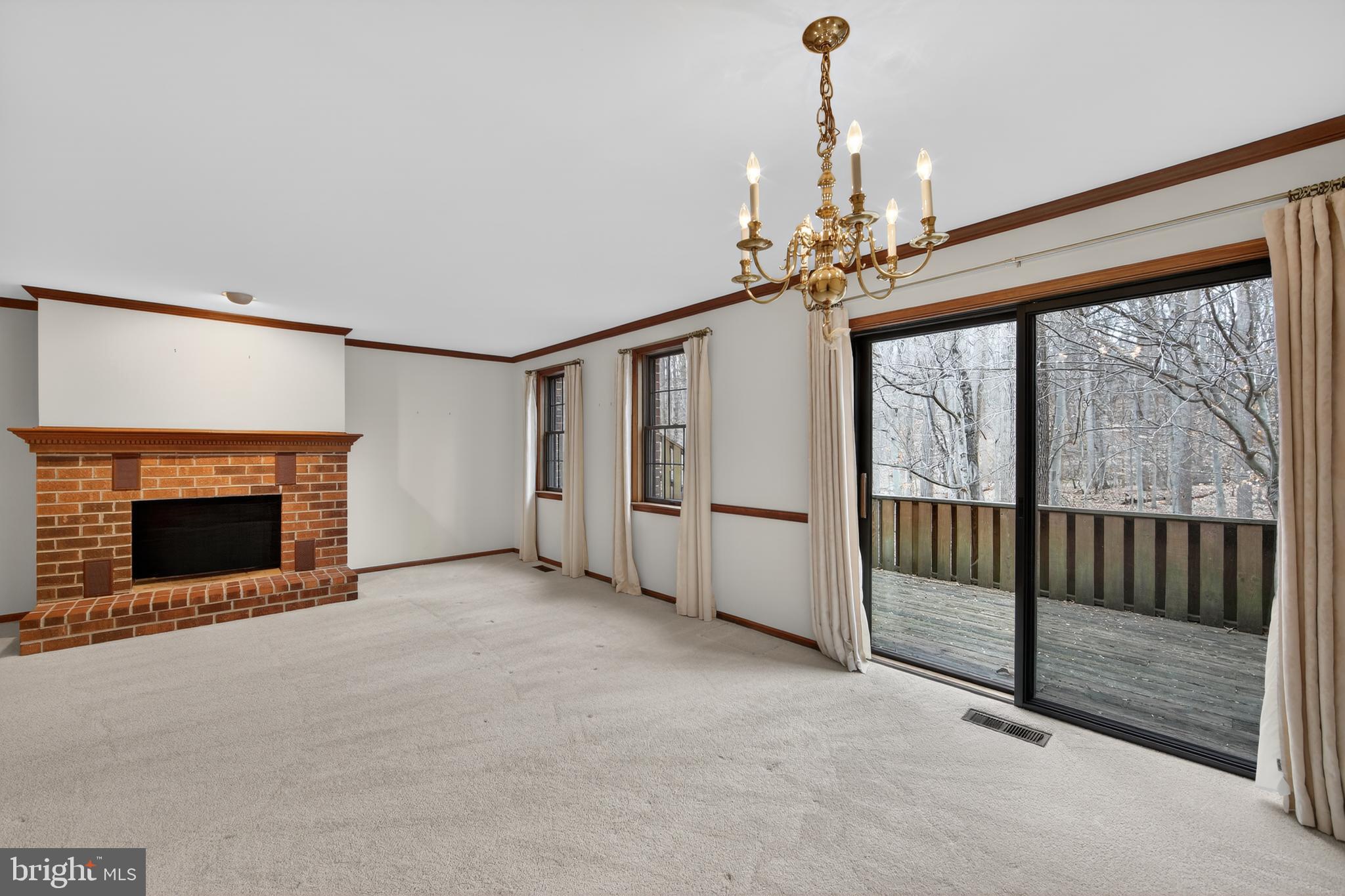 RUSTMONT - Residential