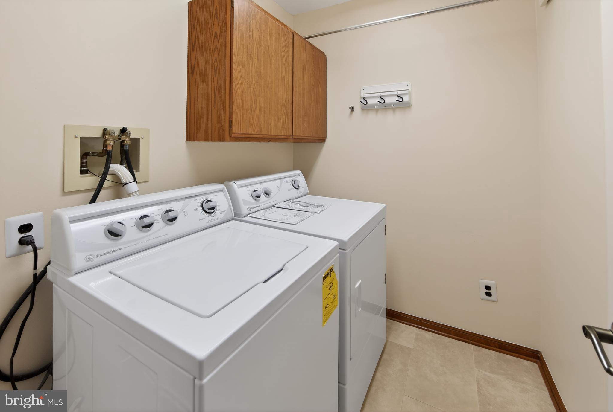 RUSTMONT - Residential