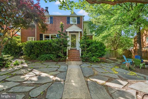 Photo of 3610 Norris Place, ALEXANDRIA, VA 22305 (MLS # VAAX2058742)