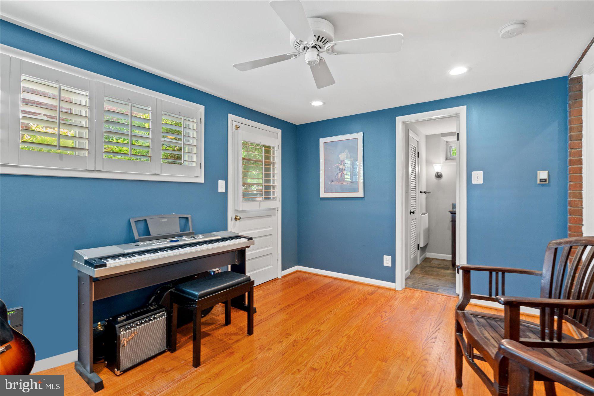 BEVERLY HILLS - Residential