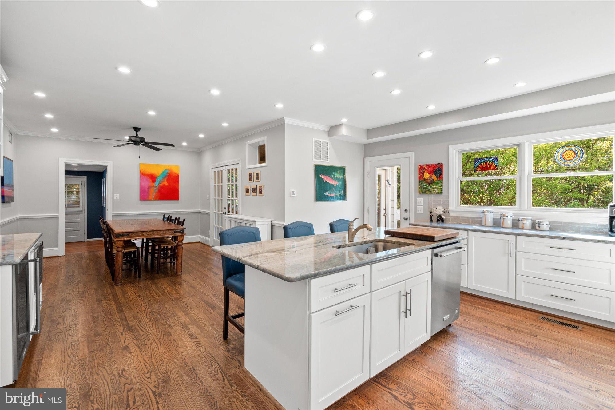 BEVERLY HILLS - Residential