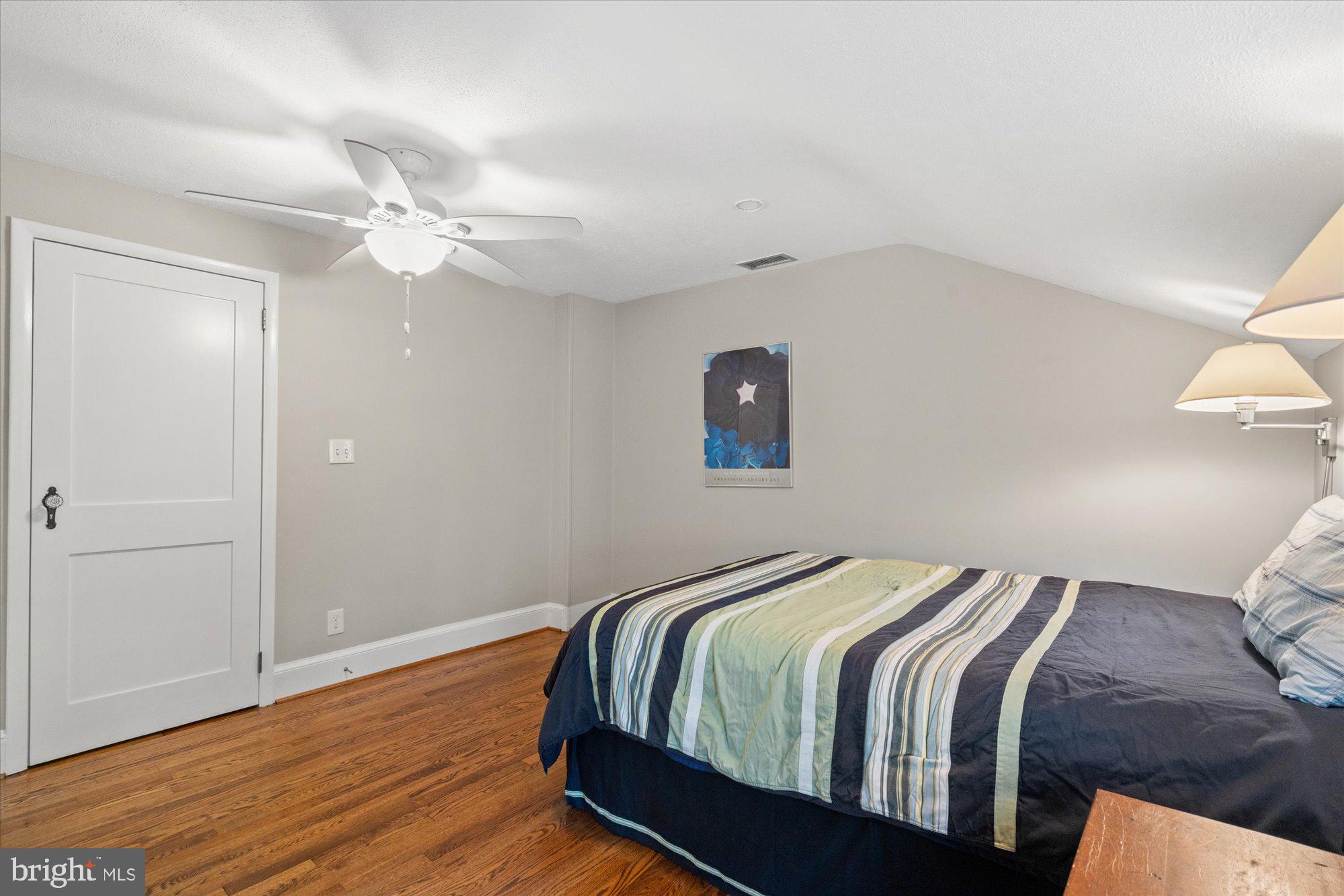 BEVERLY HILLS - Residential