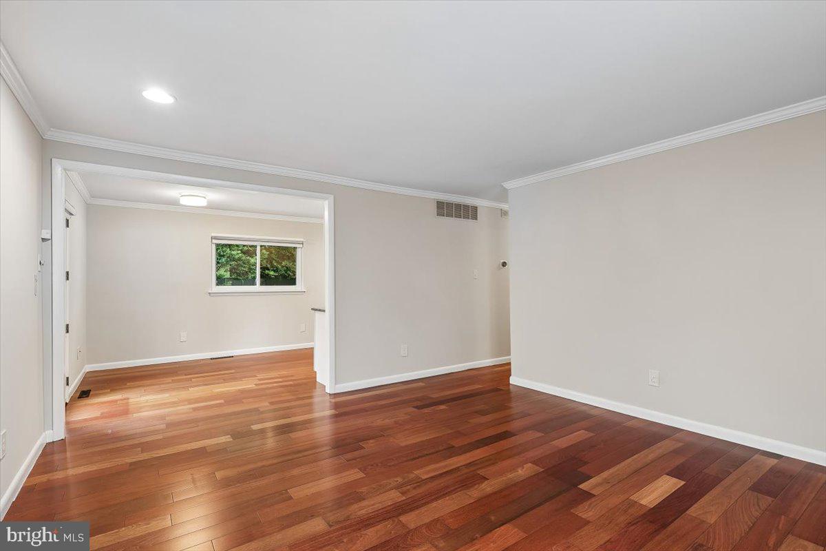 CARROLLTON MANOR - Residential