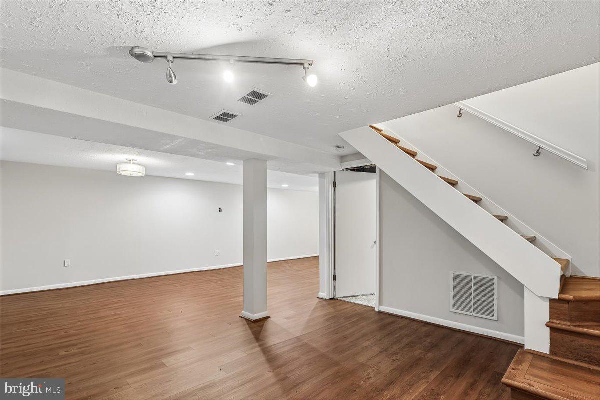 CARROLLTON MANOR - Residential