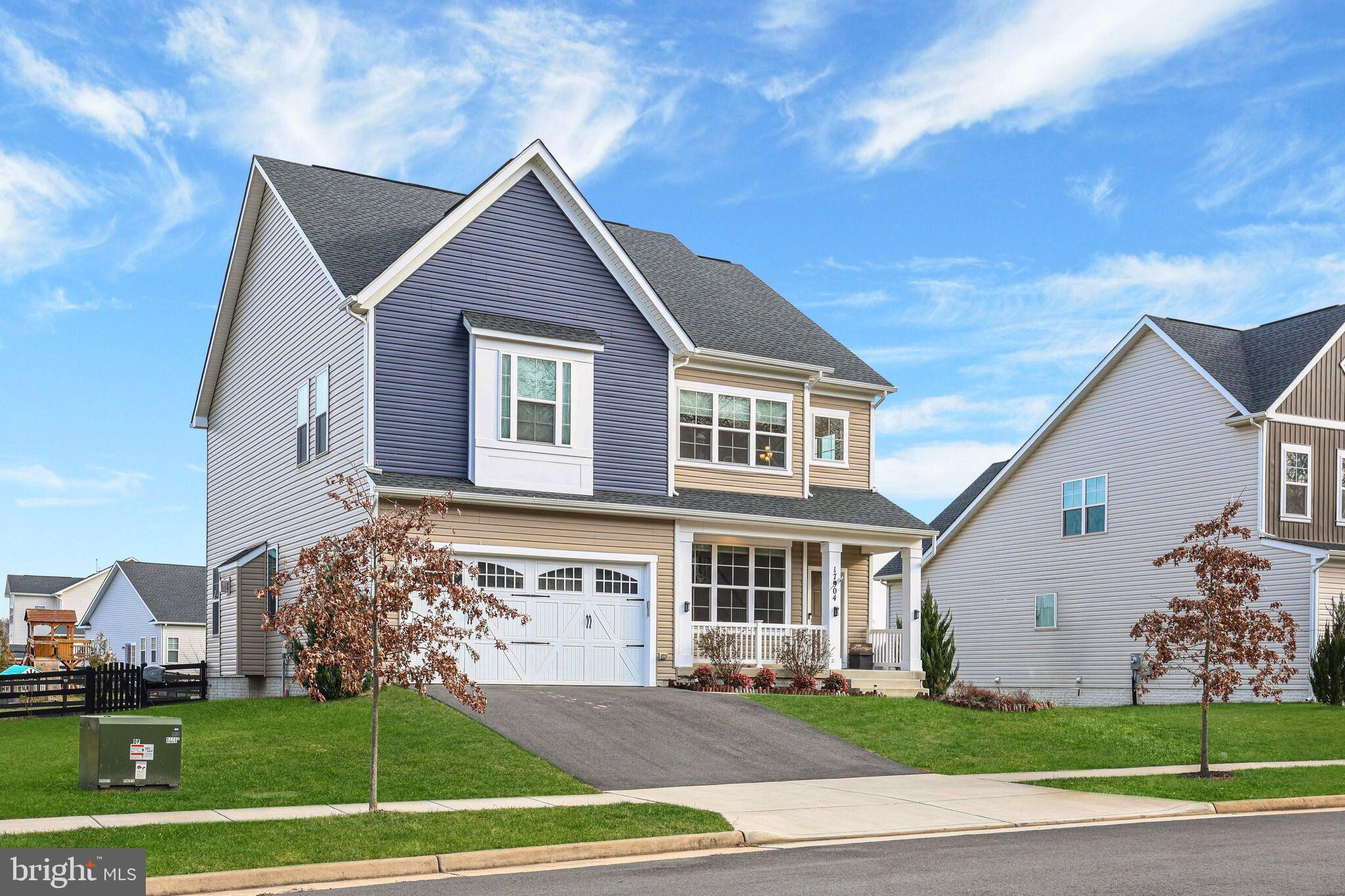 THE BLUFFS AT SLEETER LAKE - Residential