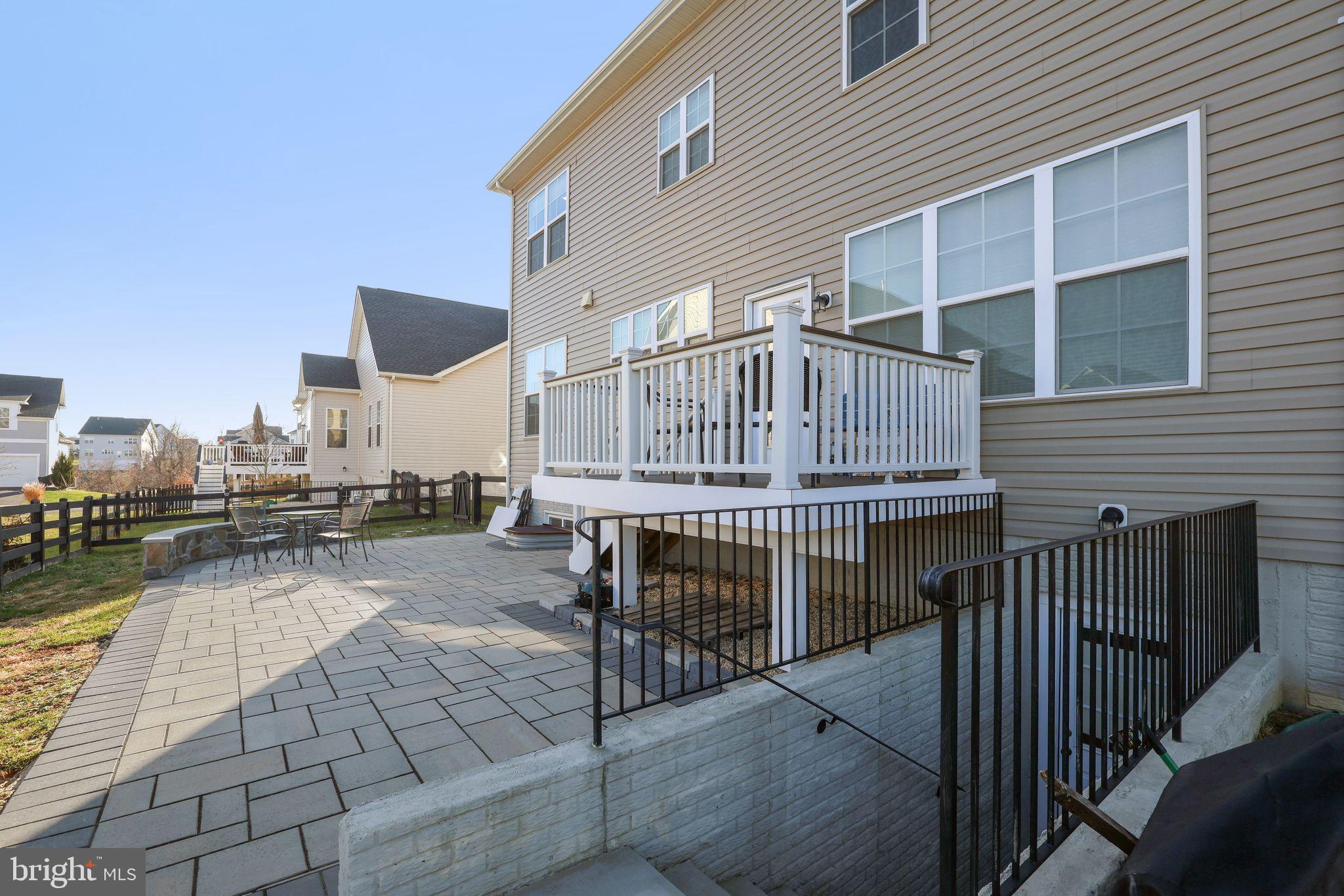 THE BLUFFS AT SLEETER LAKE - Residential