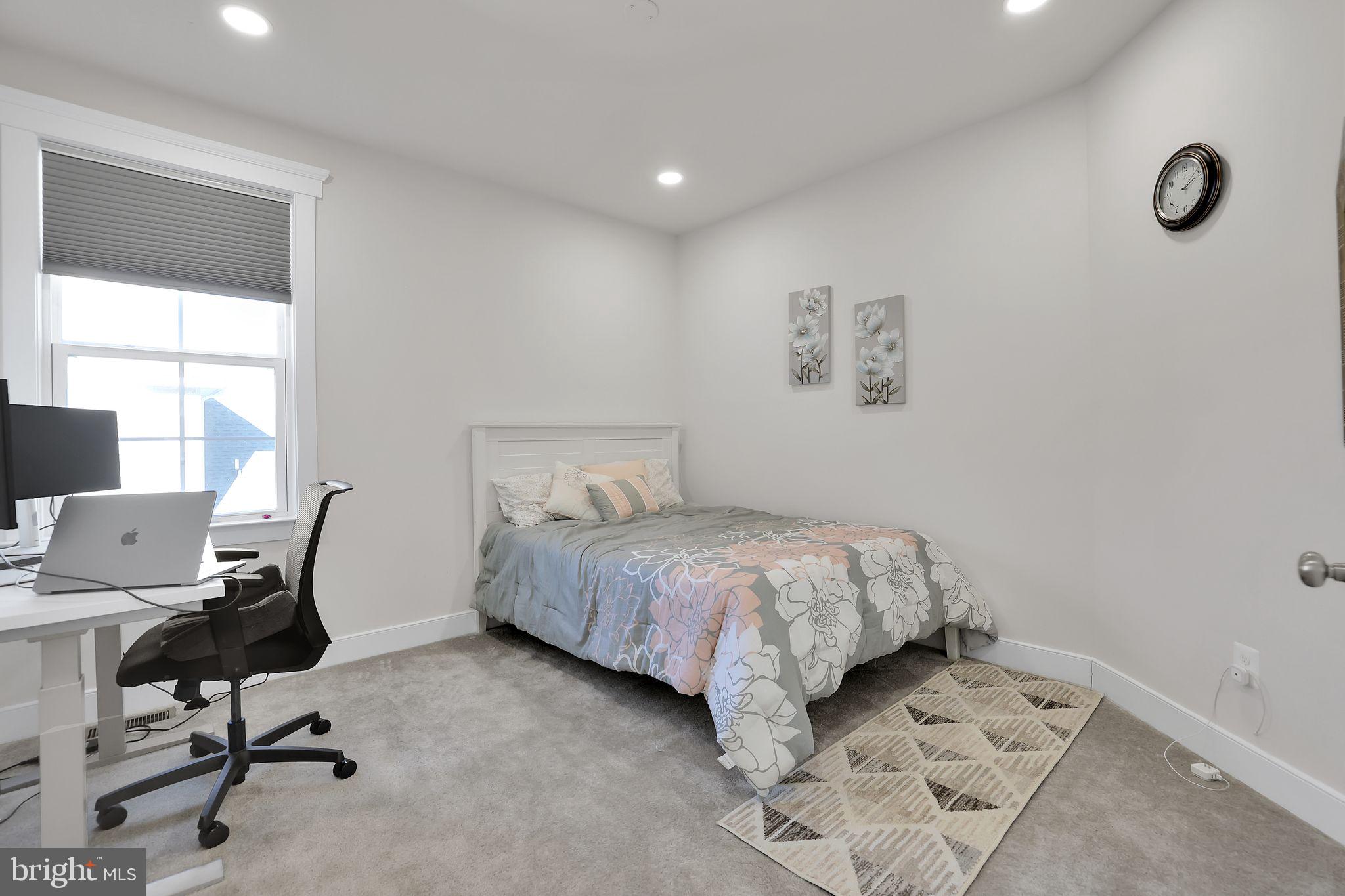 THE BLUFFS AT SLEETER LAKE - Residential