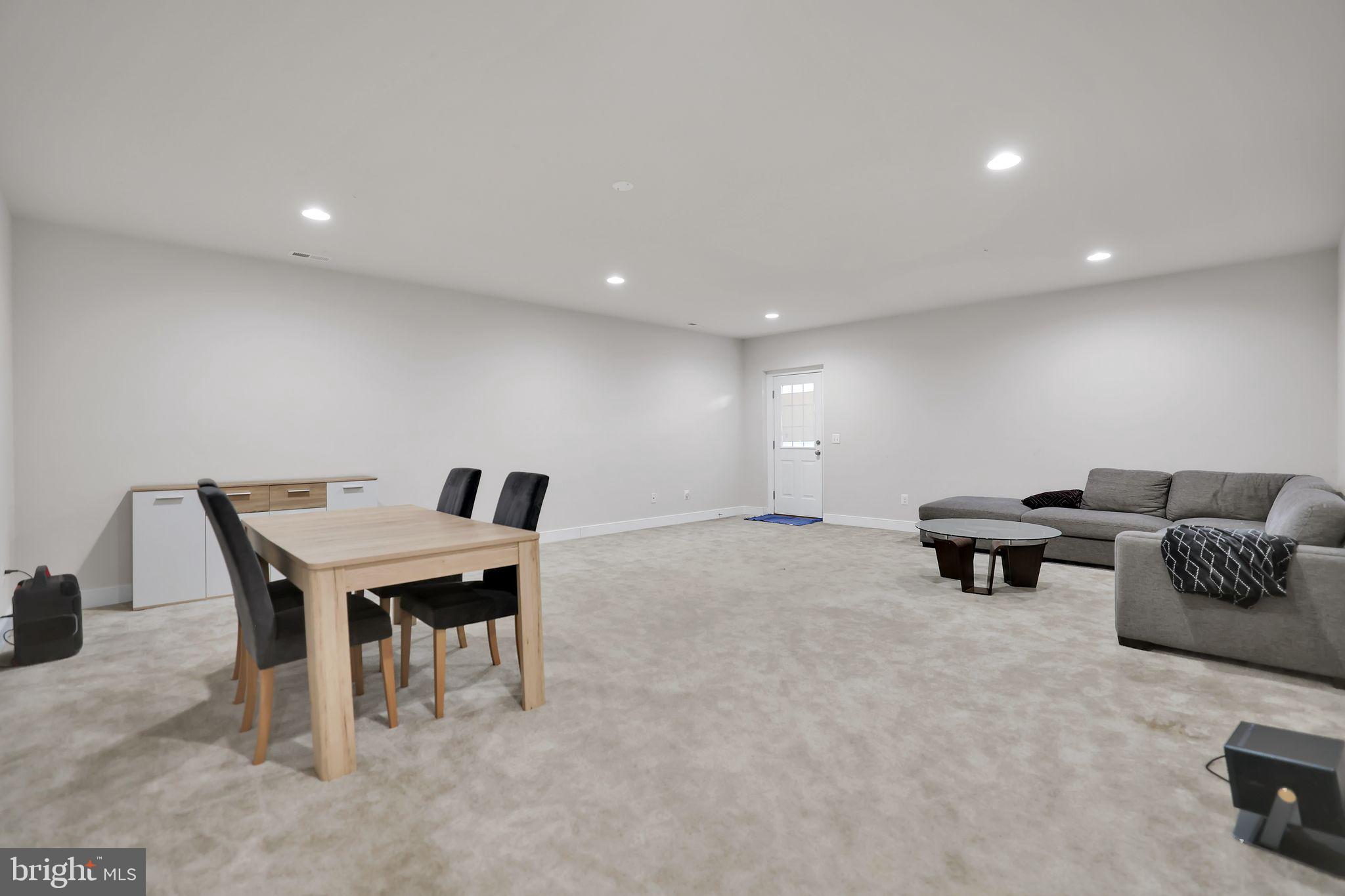 THE BLUFFS AT SLEETER LAKE - Residential