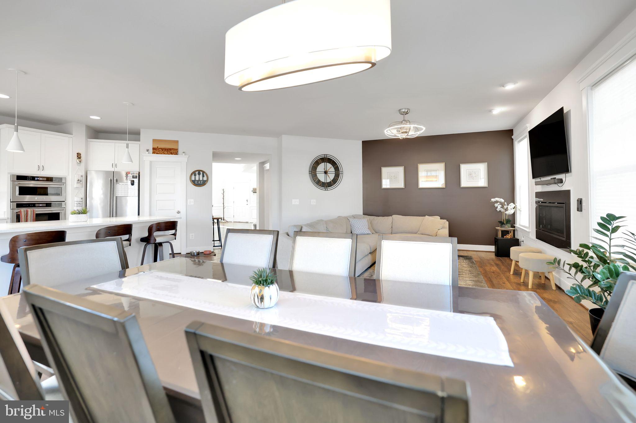 THE BLUFFS AT SLEETER LAKE - Residential