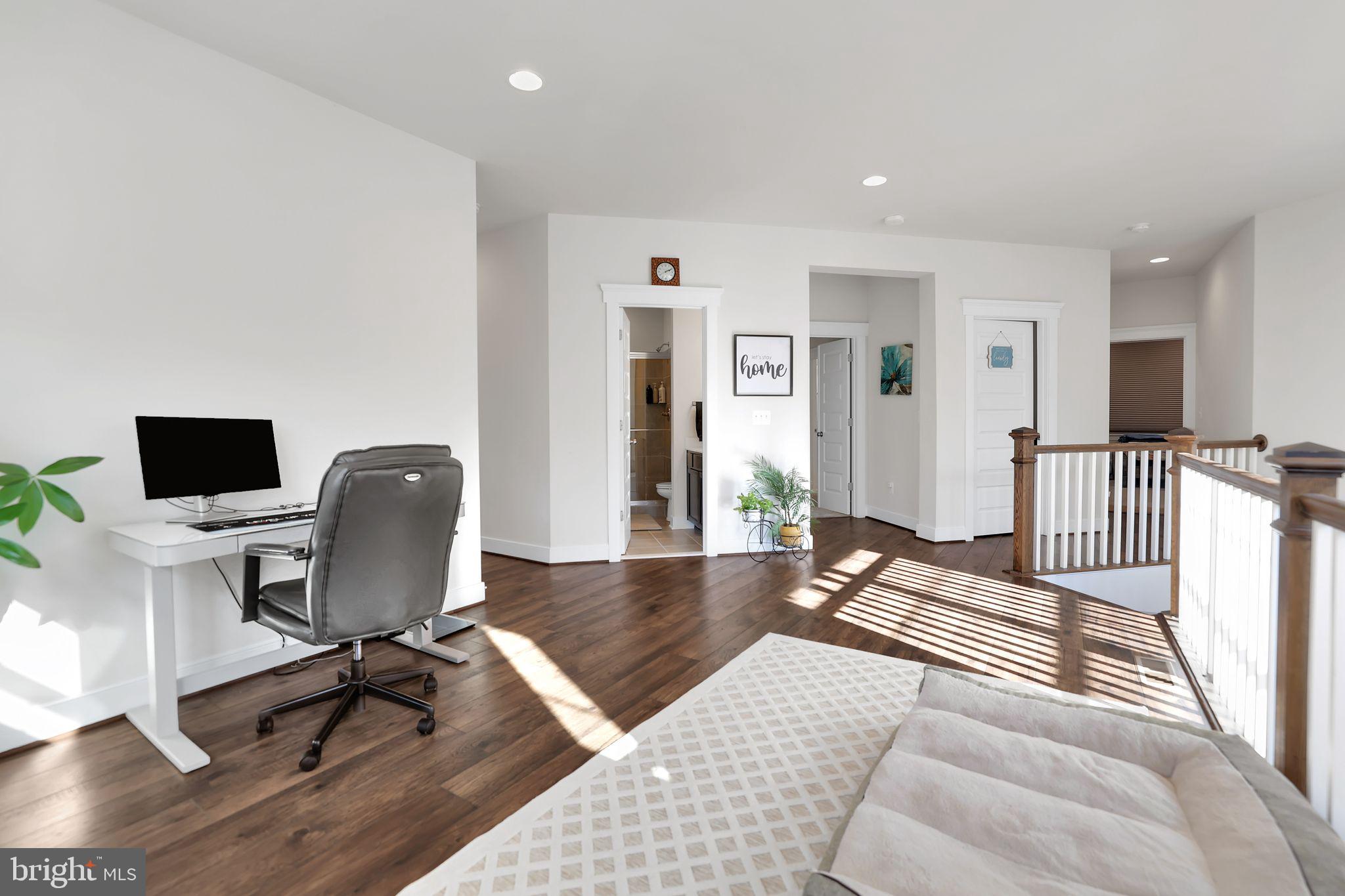 THE BLUFFS AT SLEETER LAKE - Residential