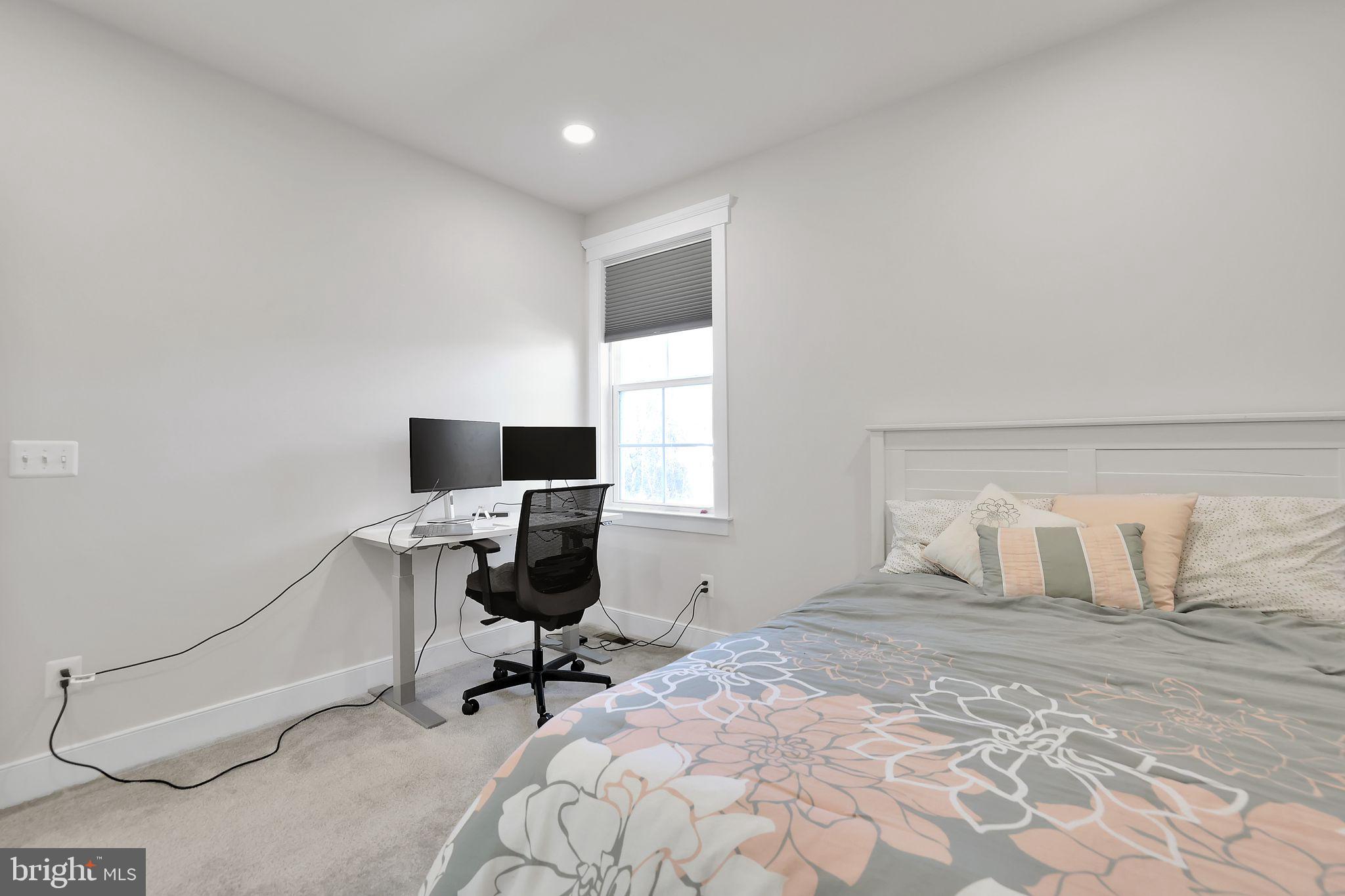 THE BLUFFS AT SLEETER LAKE - Residential