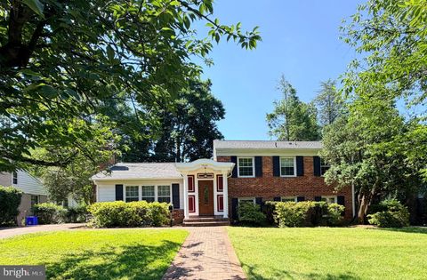 Homes For Rent - 7529 Cayuga Avenue<br/> BETHESDA, MD 20817