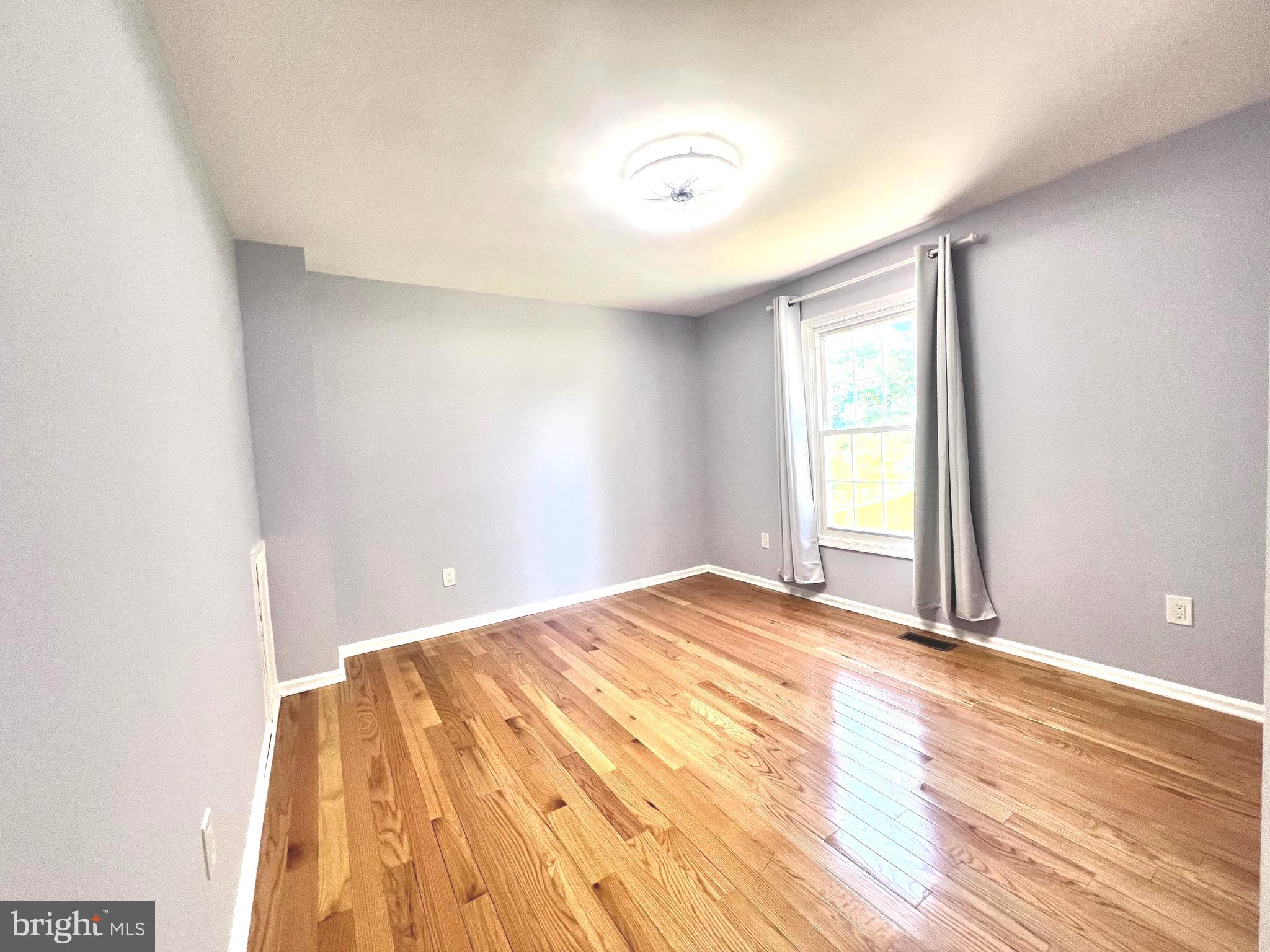 POTOMAC RIDGE - Residential