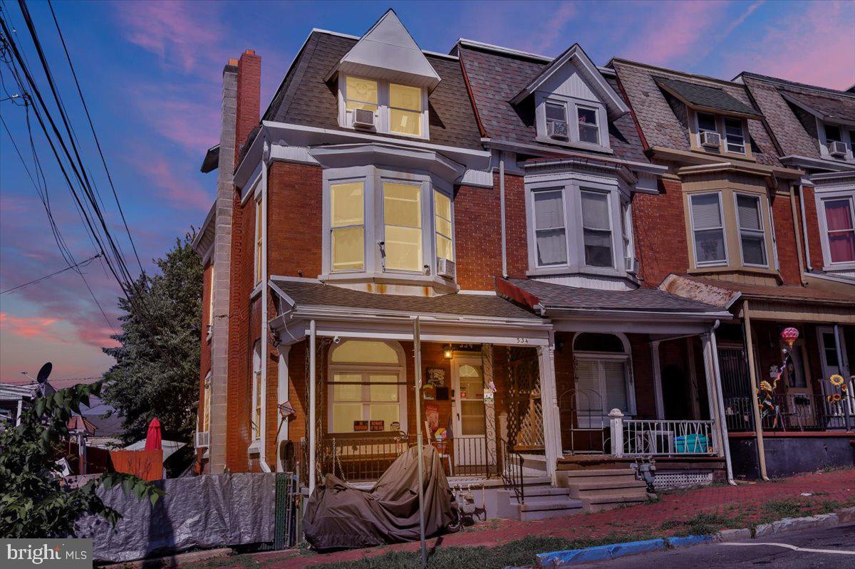 334 S 17TH STREET