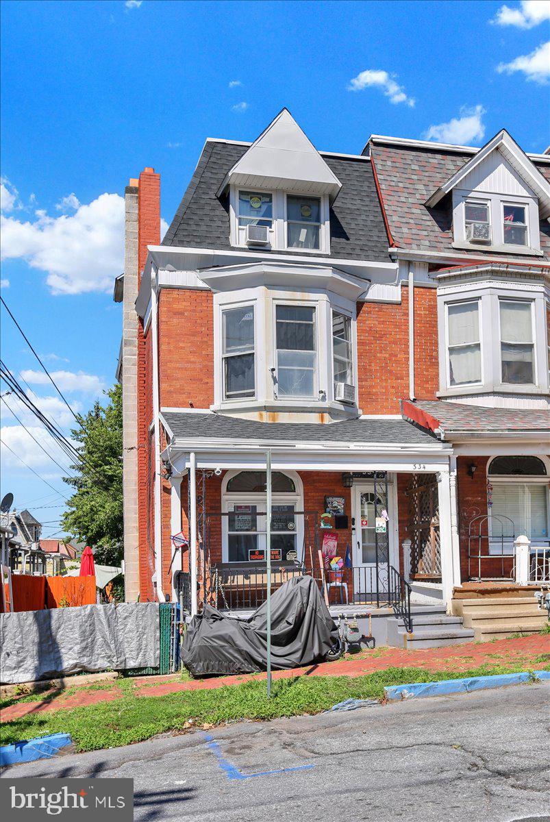 334 S 17TH STREET