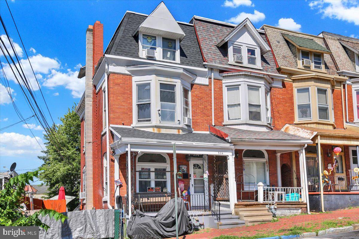 334 S 17TH STREET