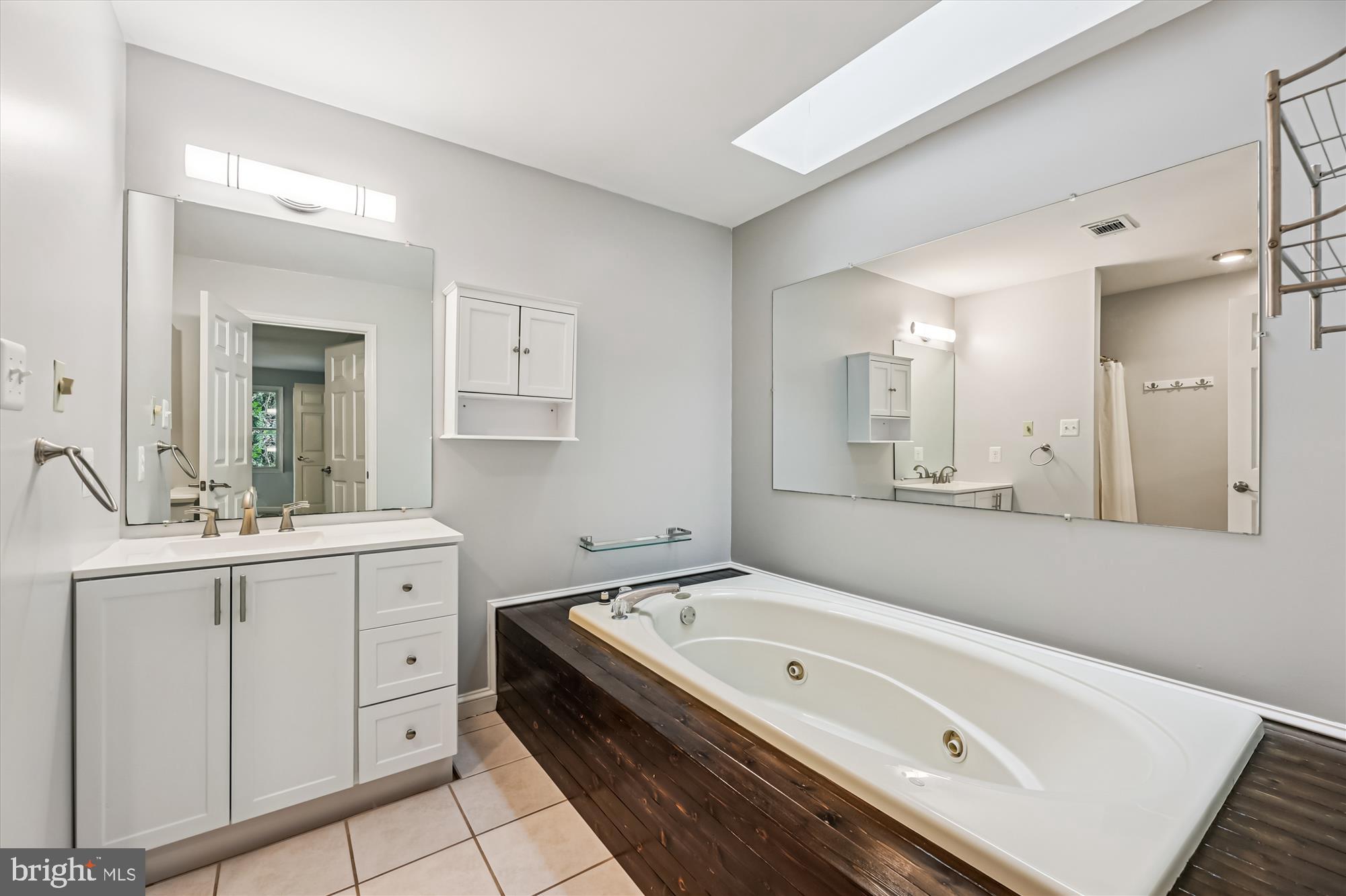 FOXHALL ESTATES - Residential