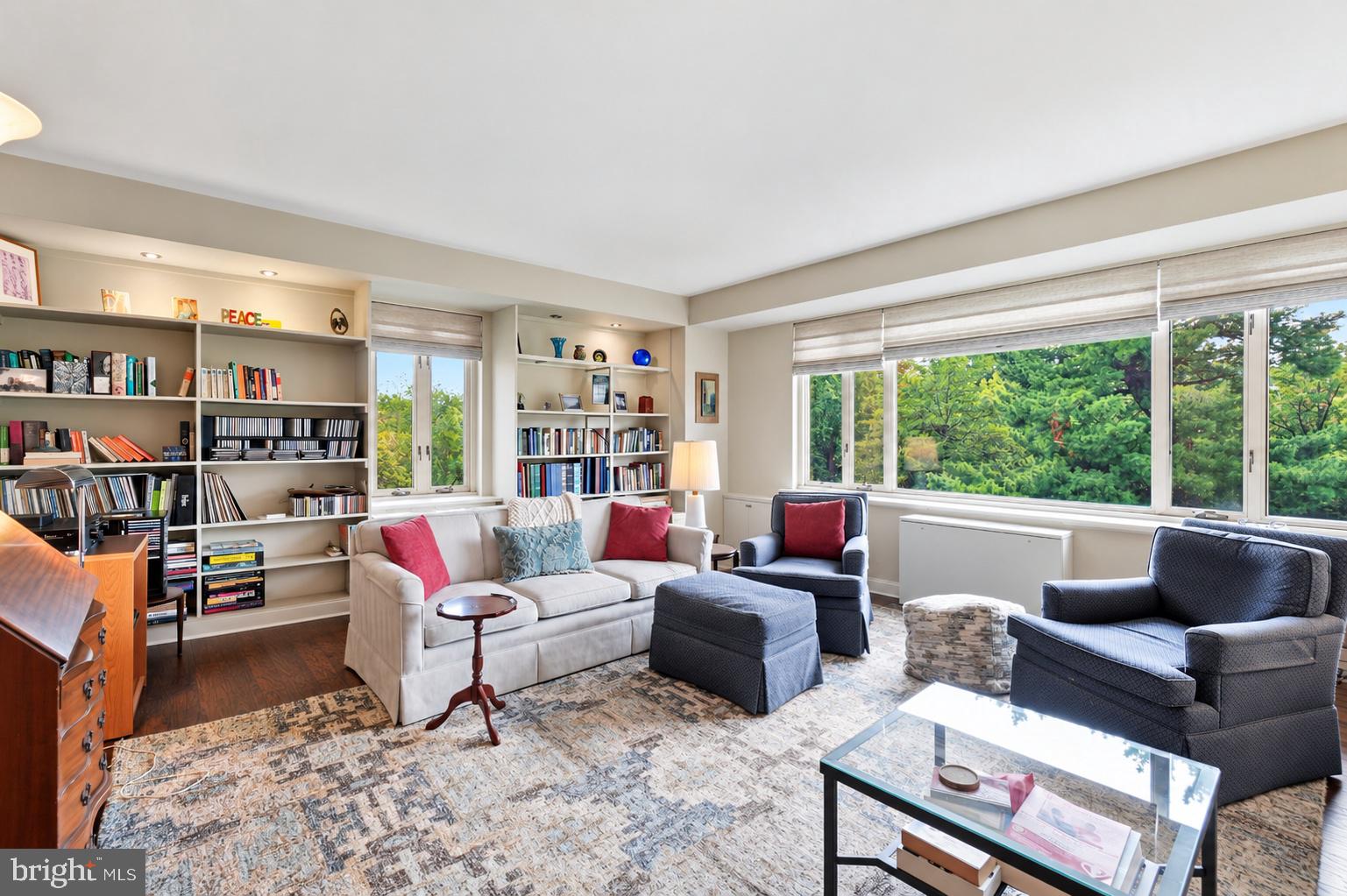 4301 MASSACHUSETTS AVENUE NW 4005