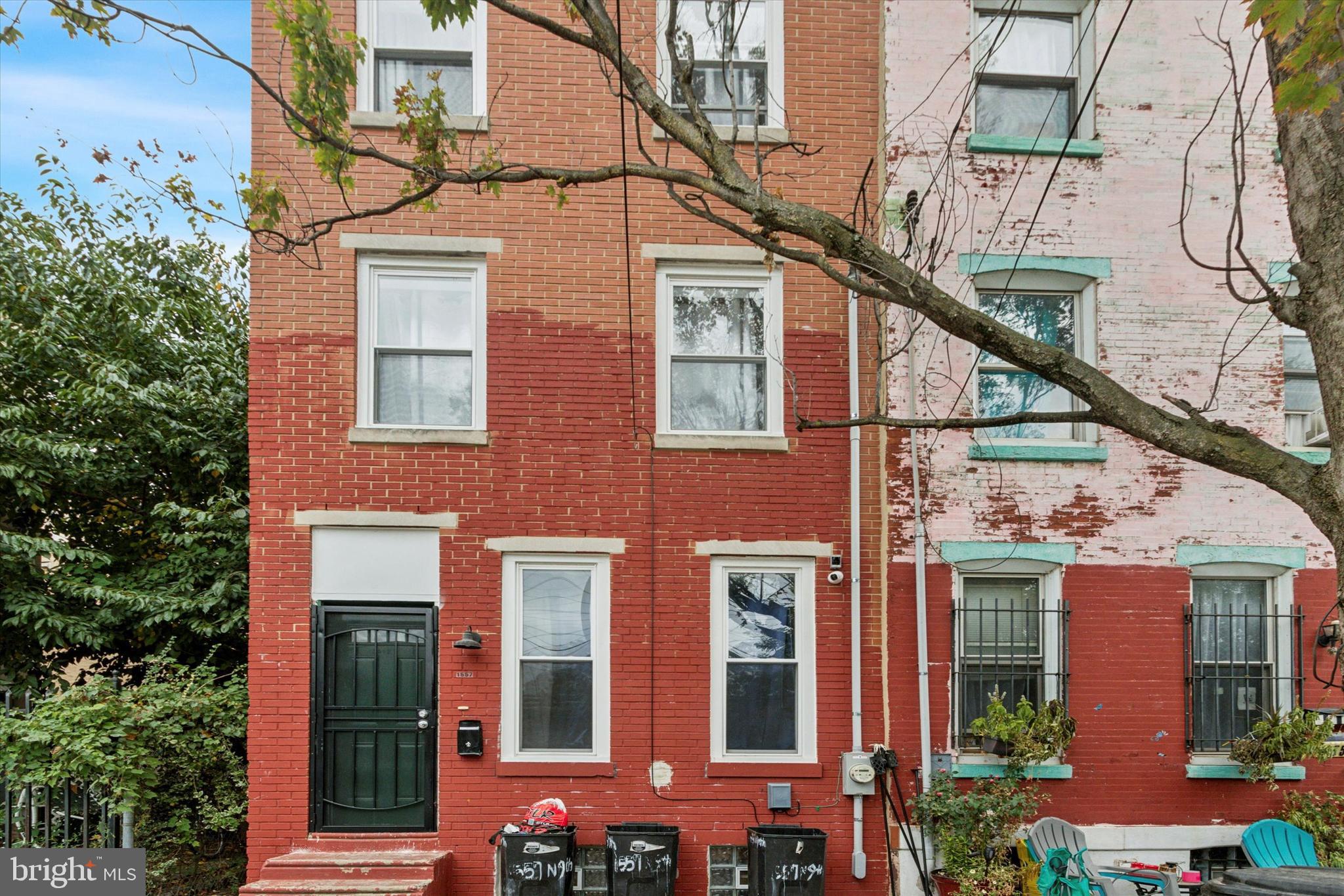 1557 N 9TH STREET
