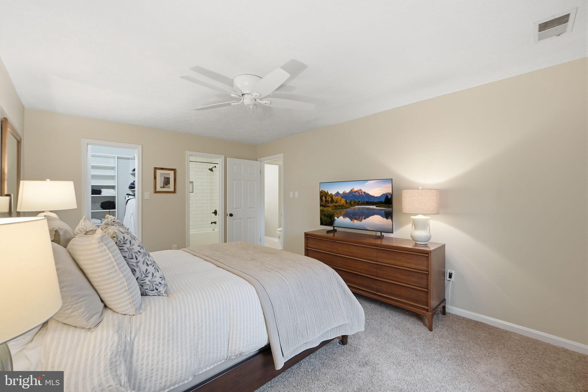 OAKTON TERRACE - Residential