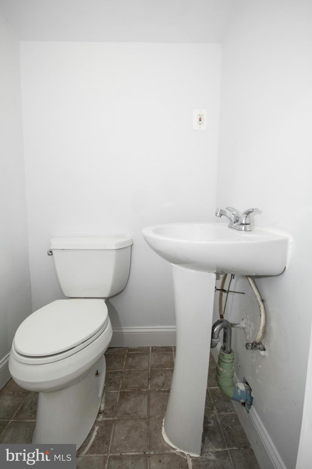 LOCUST POINT - Residential